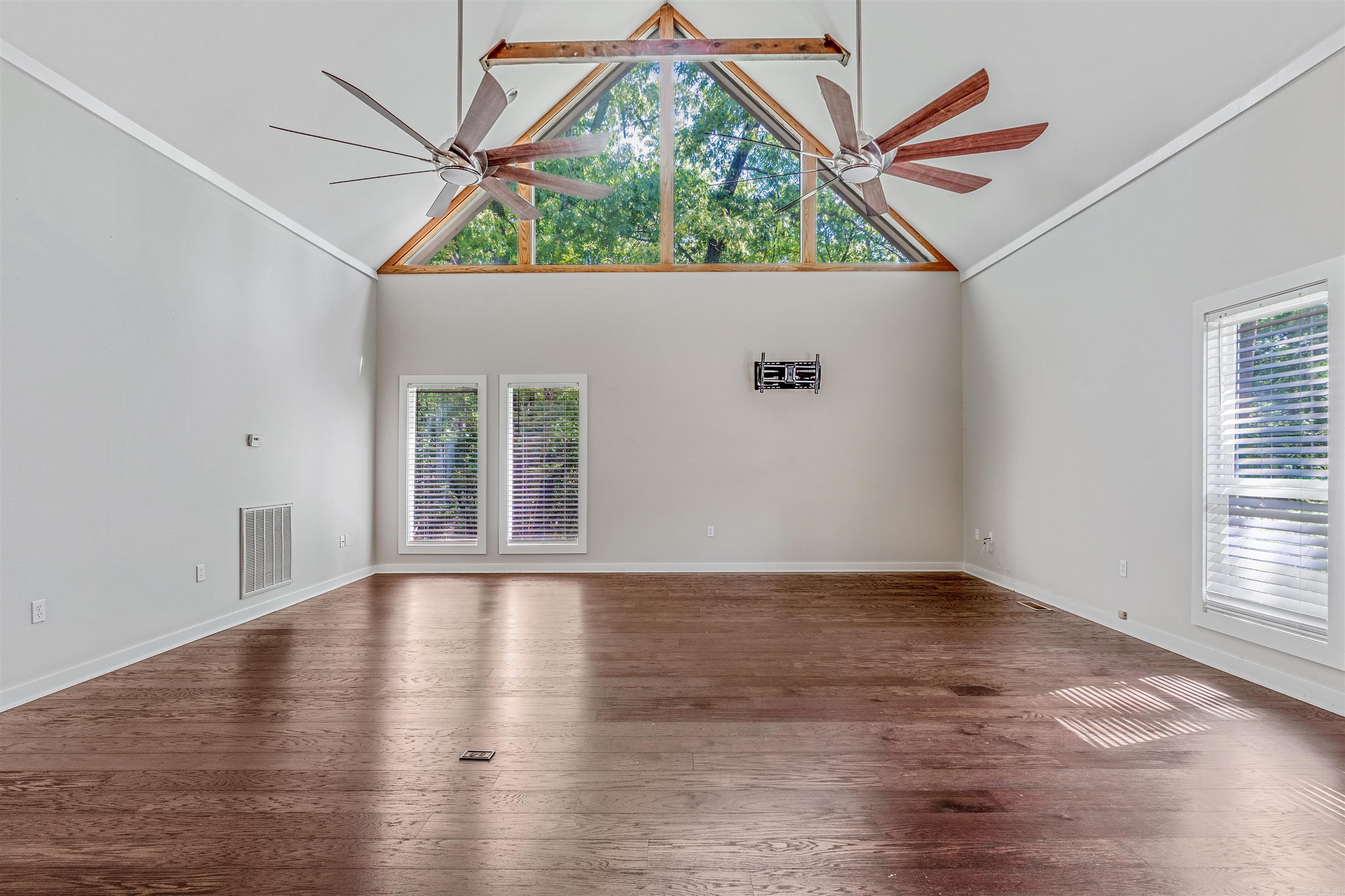 SILLS PENINSULA - Residential