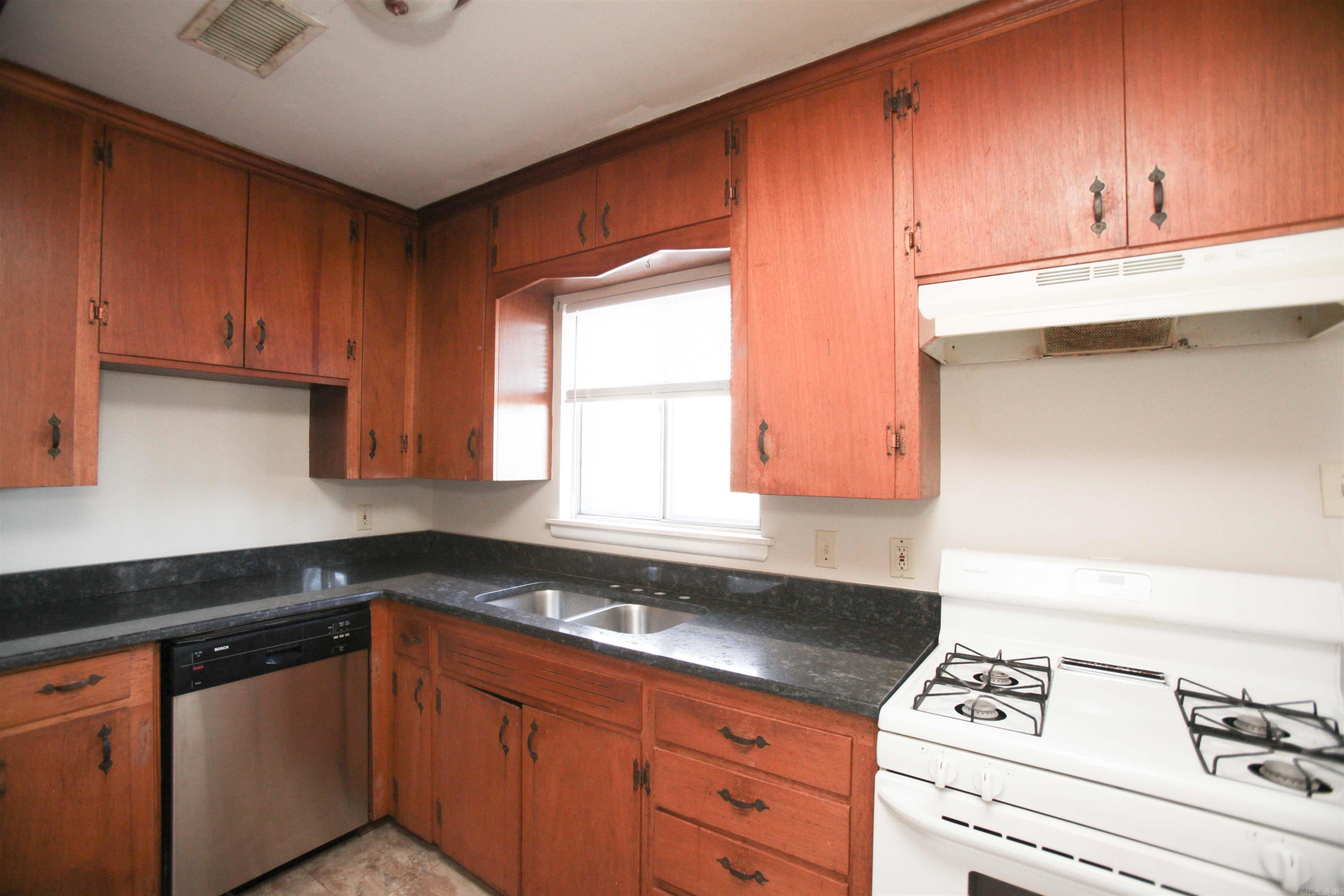 Nelridge - Residential Lease