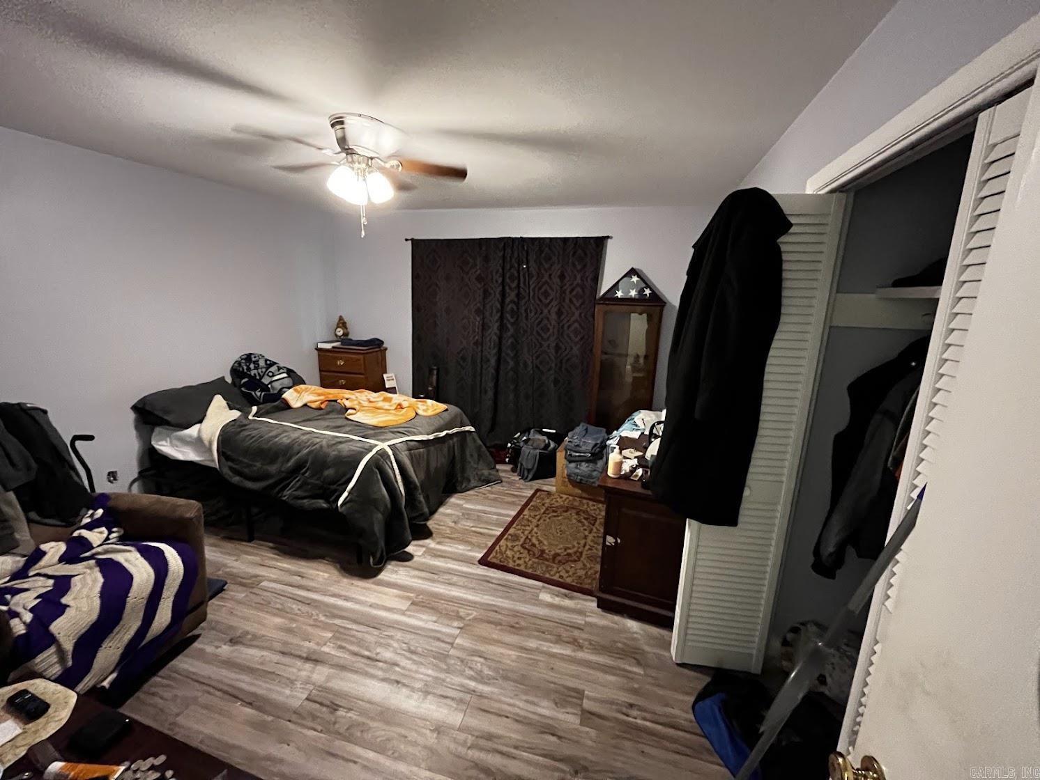 POPLAR HILLS - Residential