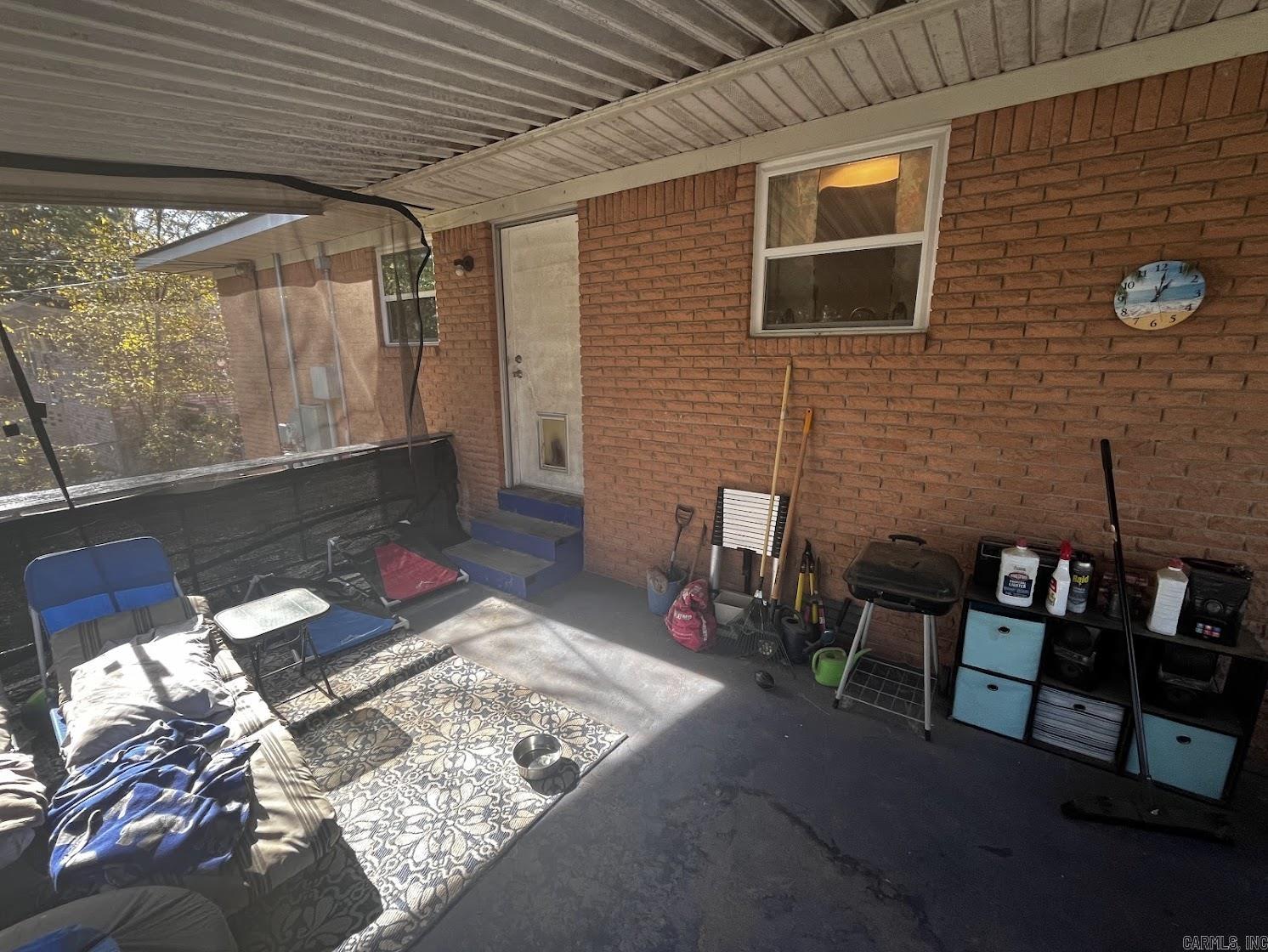 POPLAR HILLS - Residential