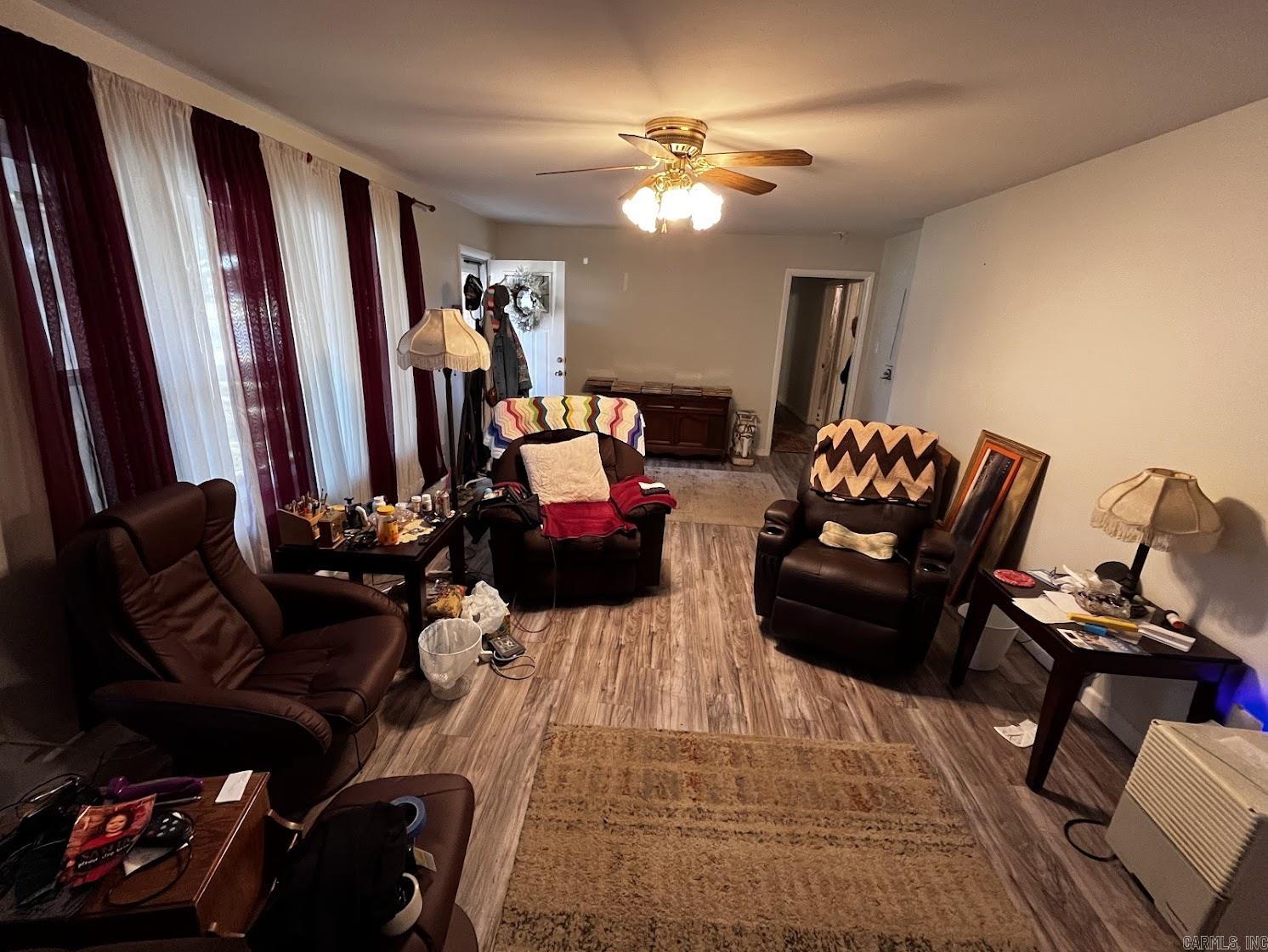 POPLAR HILLS - Residential