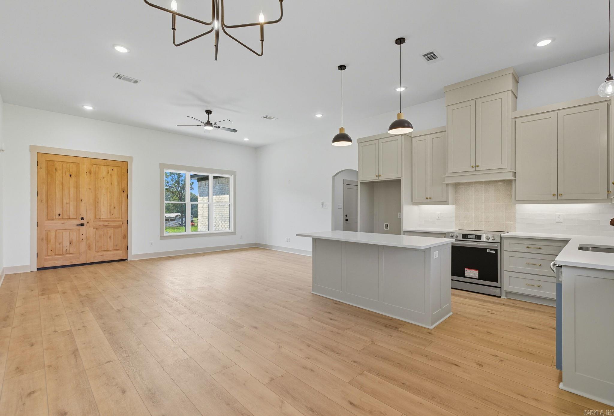 HIDDEN VALLEY ESTATES - Residential