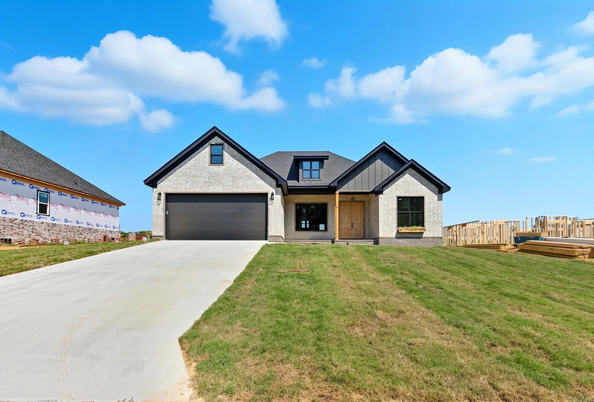 HIDDEN VALLEY ESTATES - Residential