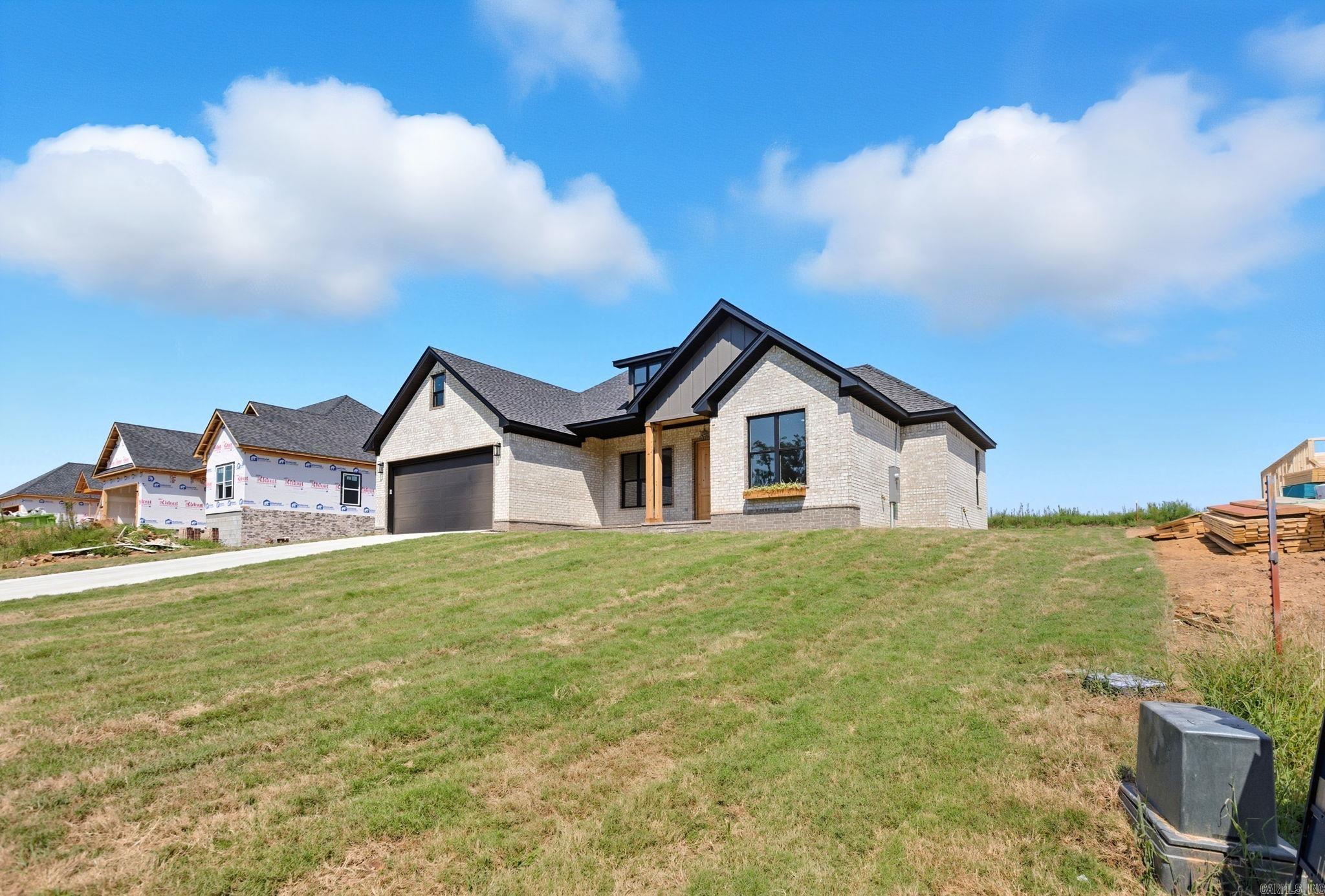 HIDDEN VALLEY ESTATES - Residential