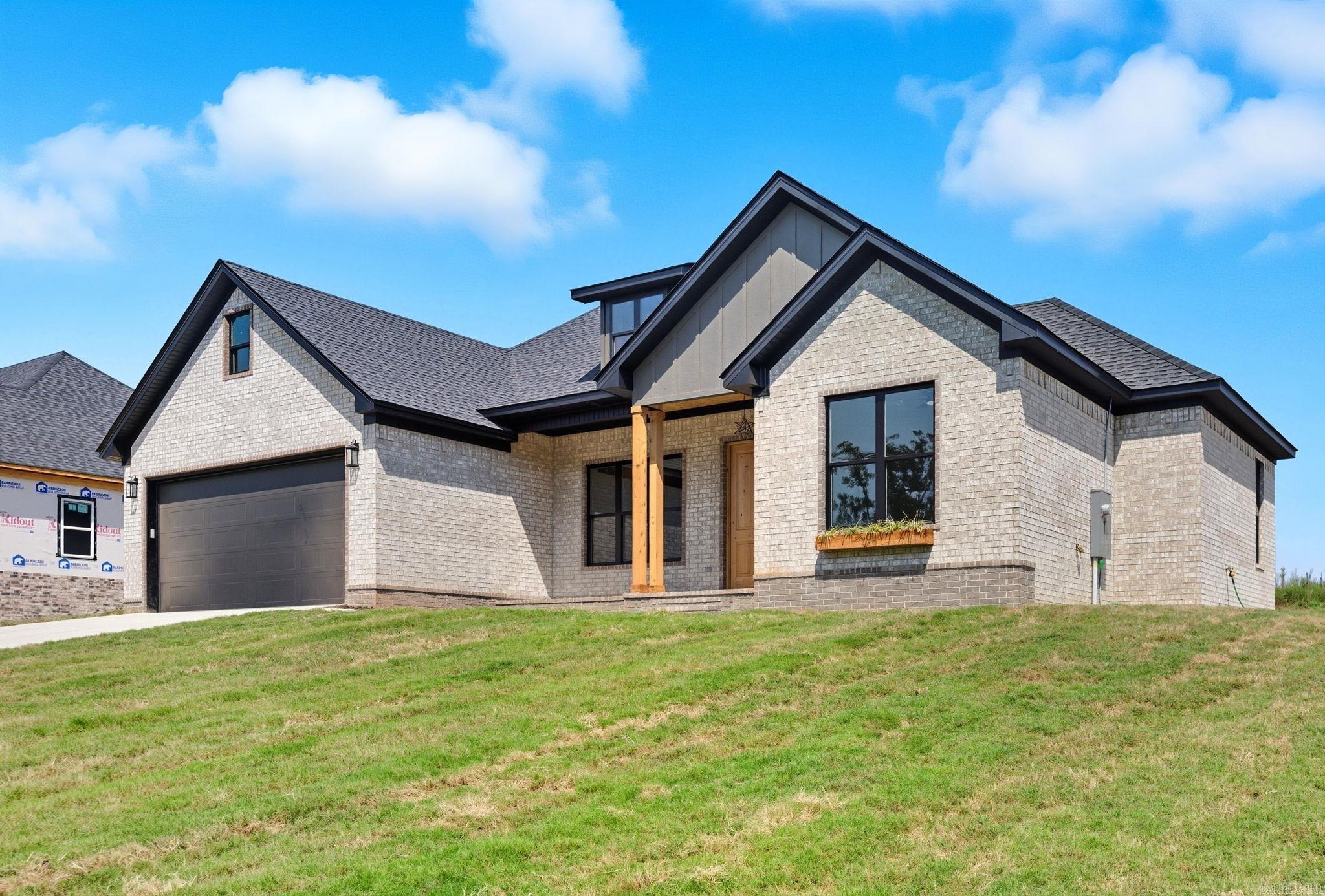 HIDDEN VALLEY ESTATES - Residential