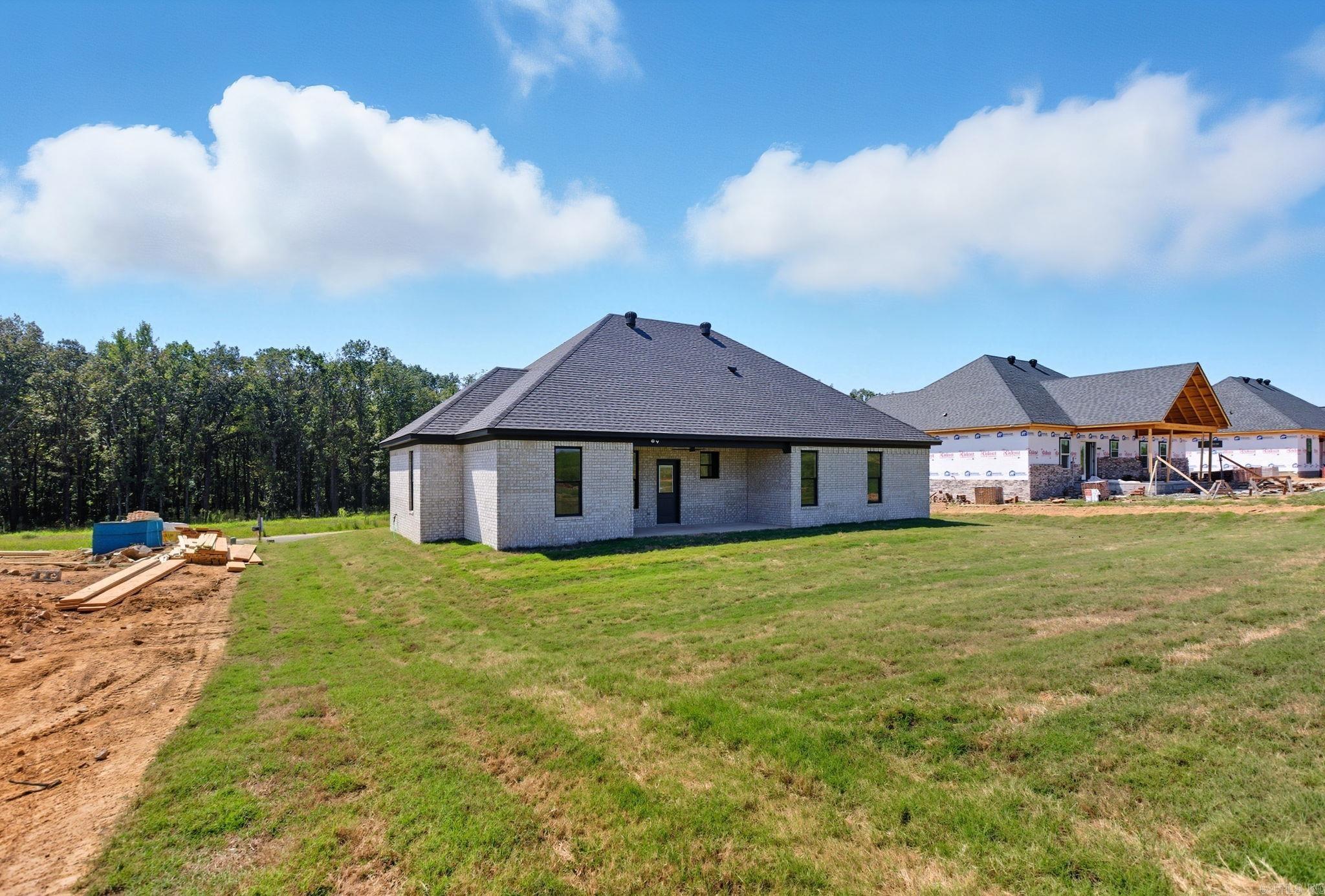 HIDDEN VALLEY ESTATES - Residential