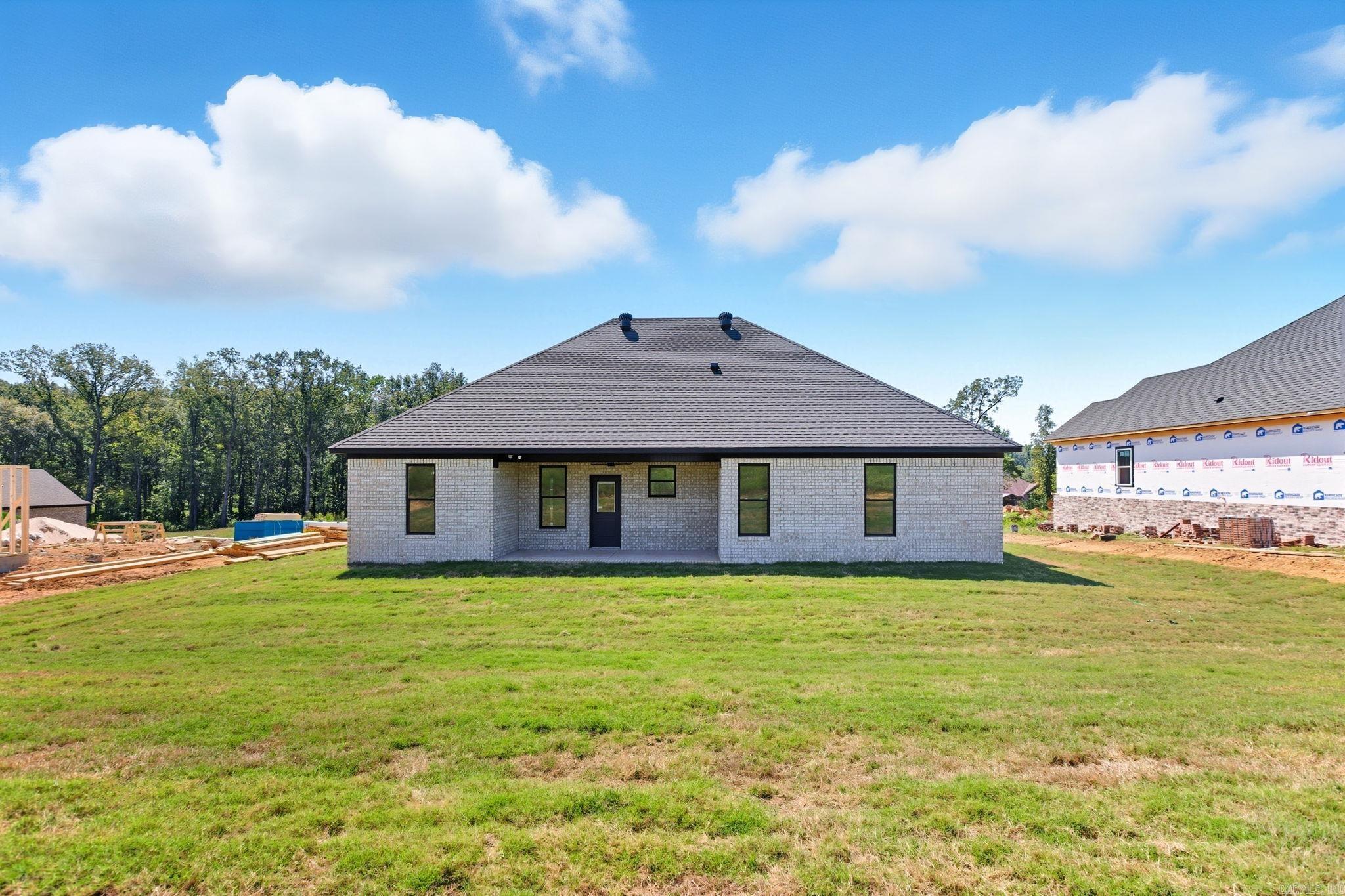 HIDDEN VALLEY ESTATES - Residential