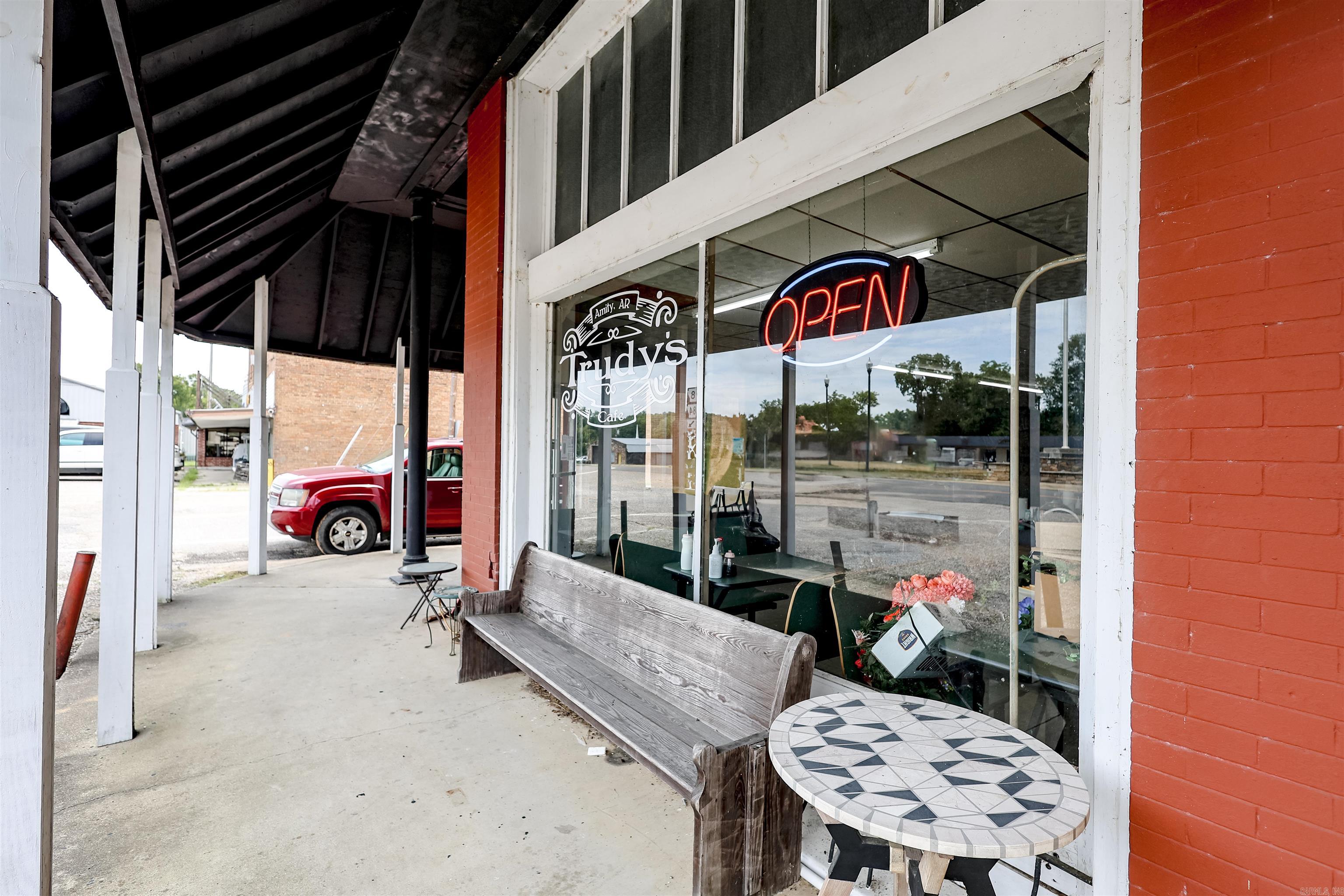 Amity Original - Commercial Sale