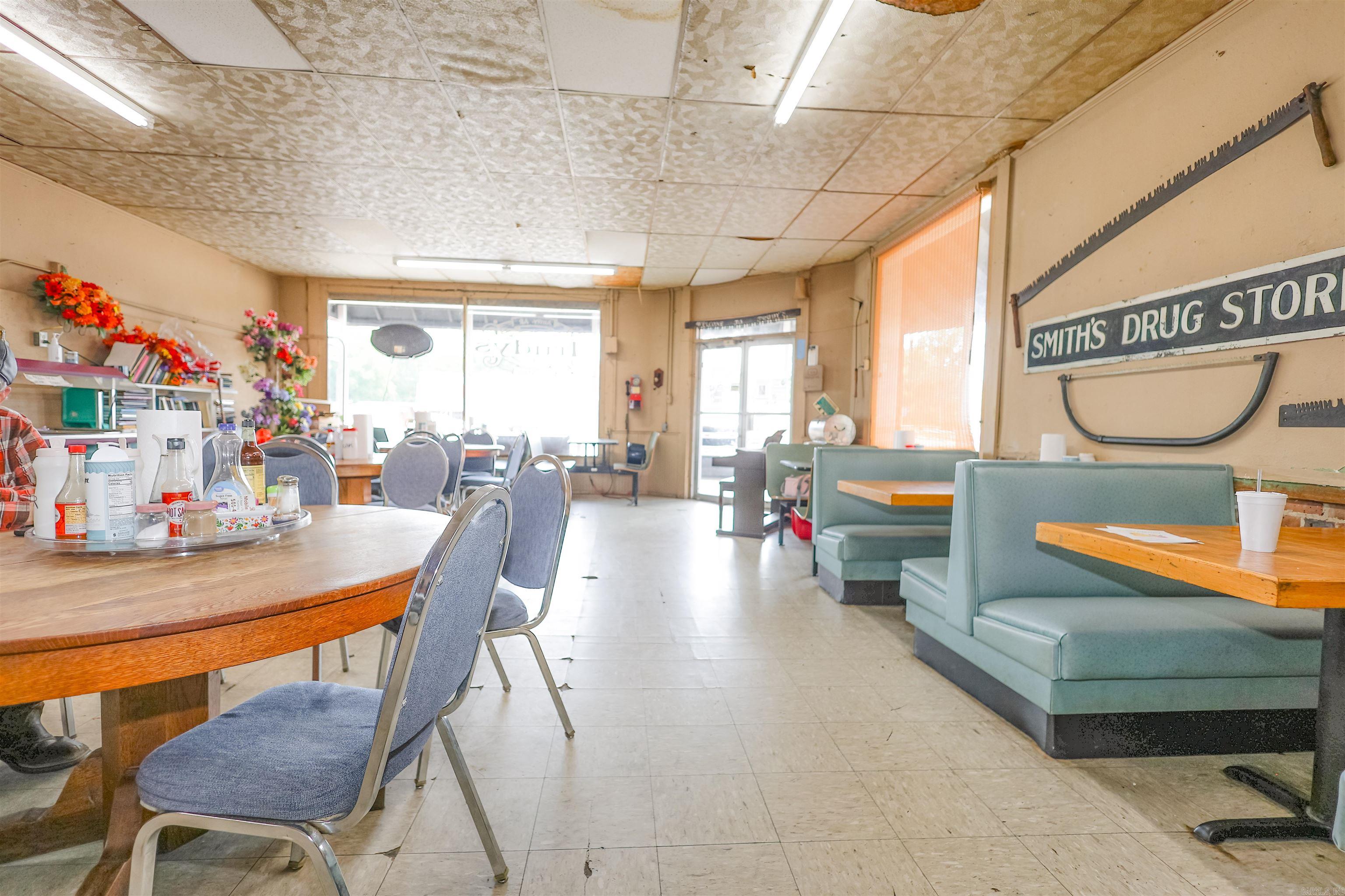 Amity Original - Commercial Sale