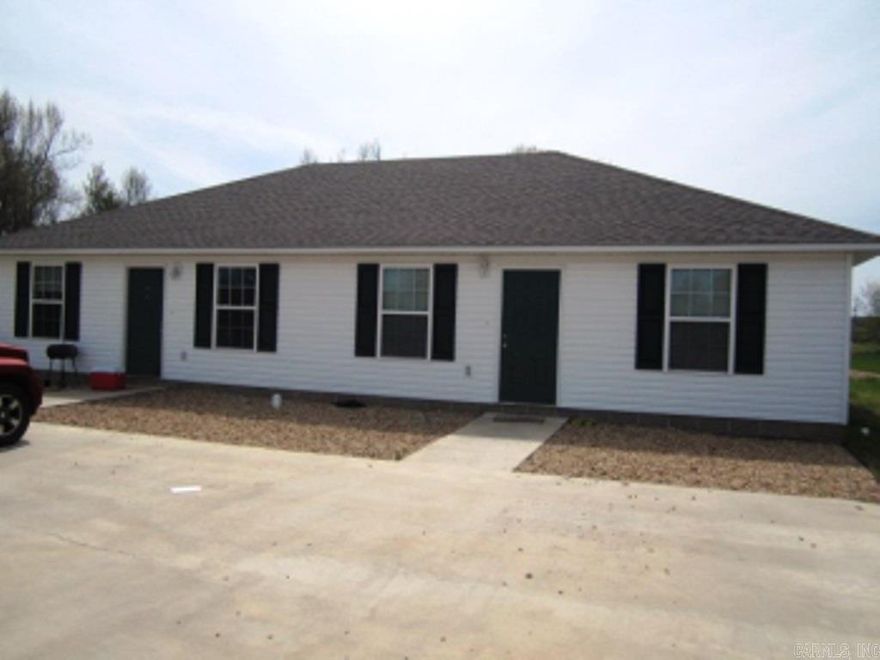 This nice duplex is located on a "no outlet" street so through traffic isn't an issue. Close to Reynolds Park, shopping and schools. Rent includes lawn care. Unit has refrigerator, range, dishwasher, washer, dryer and microwave furnished. Tenants pay all utilities. No pets. Interested persons may submit an application and pay non-refundable application fee at listing office.