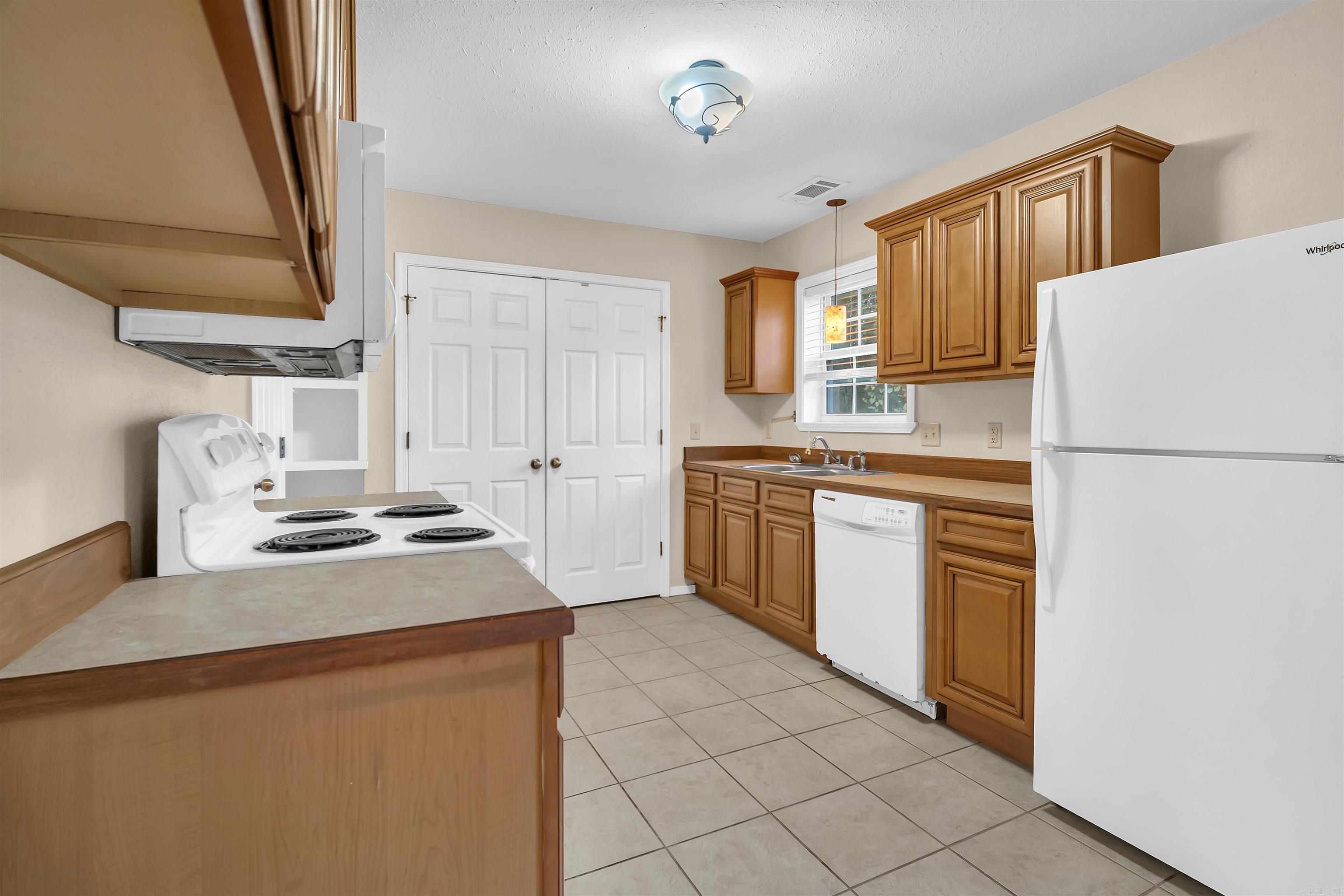 BENTLEY ADDN - Residential