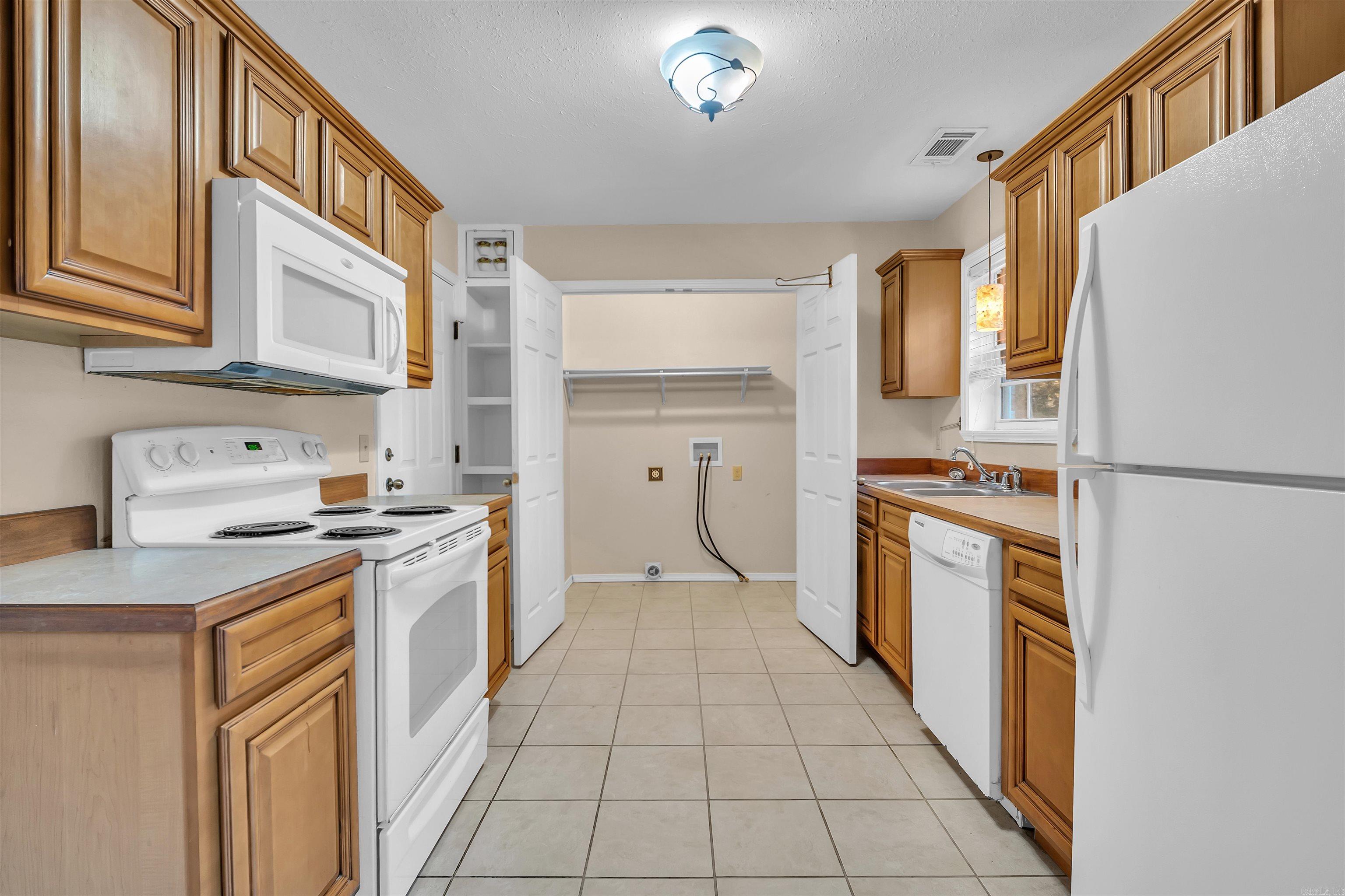 BENTLEY ADDN - Residential