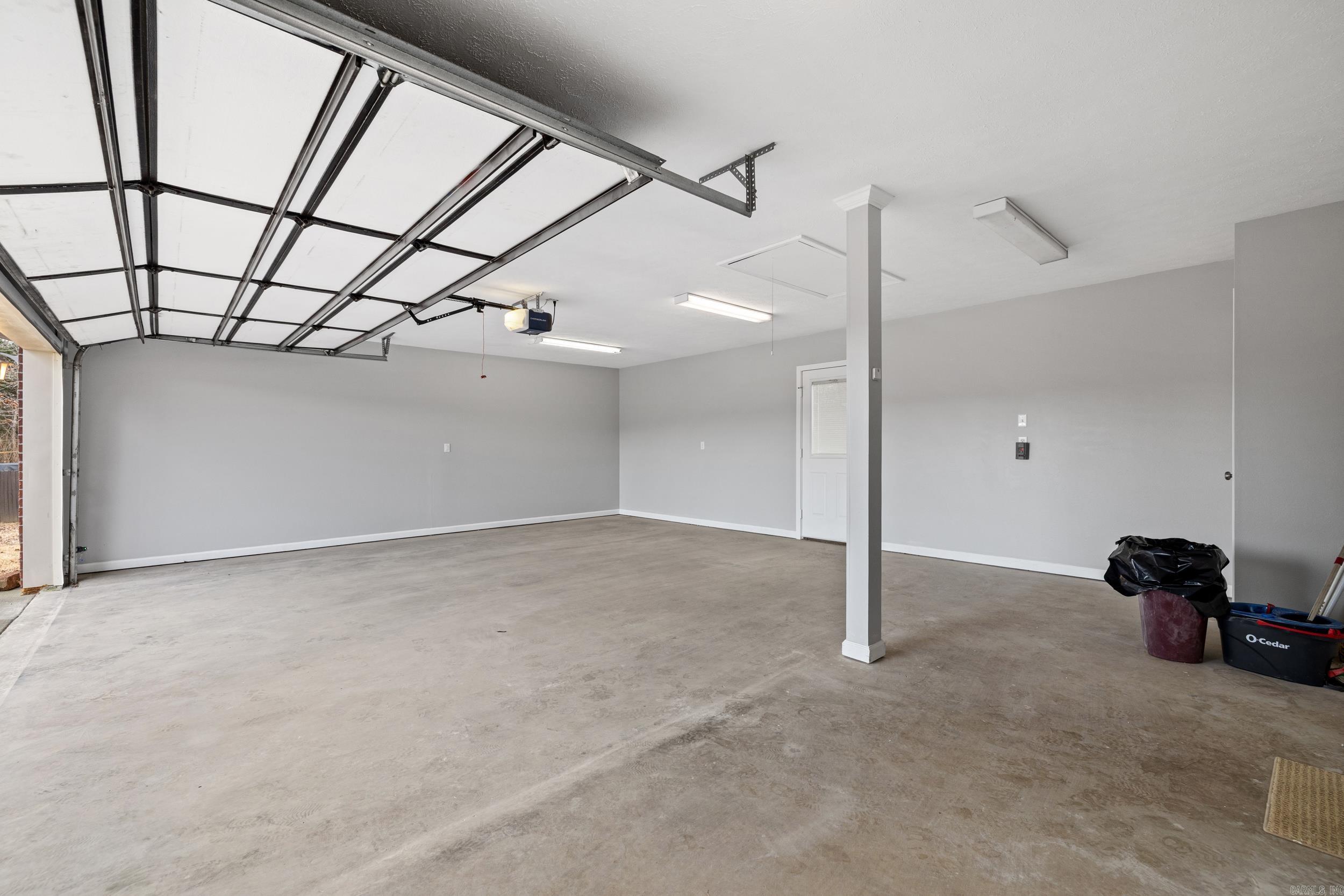 MAGNESS CREEK SUBDIVISION - Residential