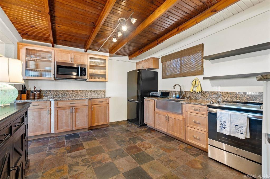 Burk Wall Point - Residential