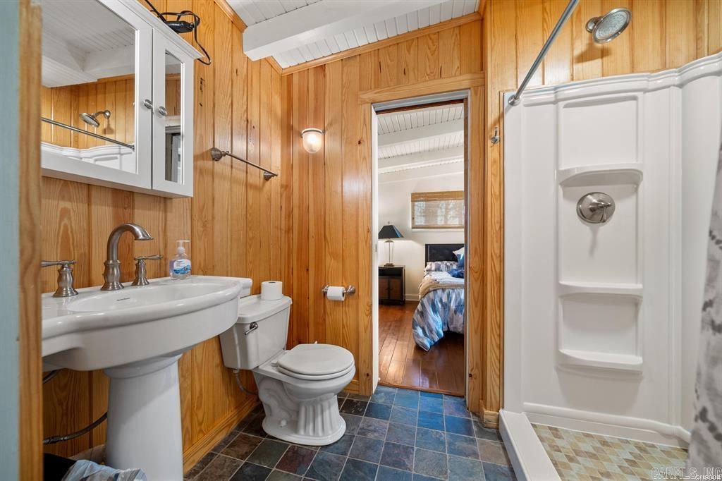 Burk Wall Point - Residential