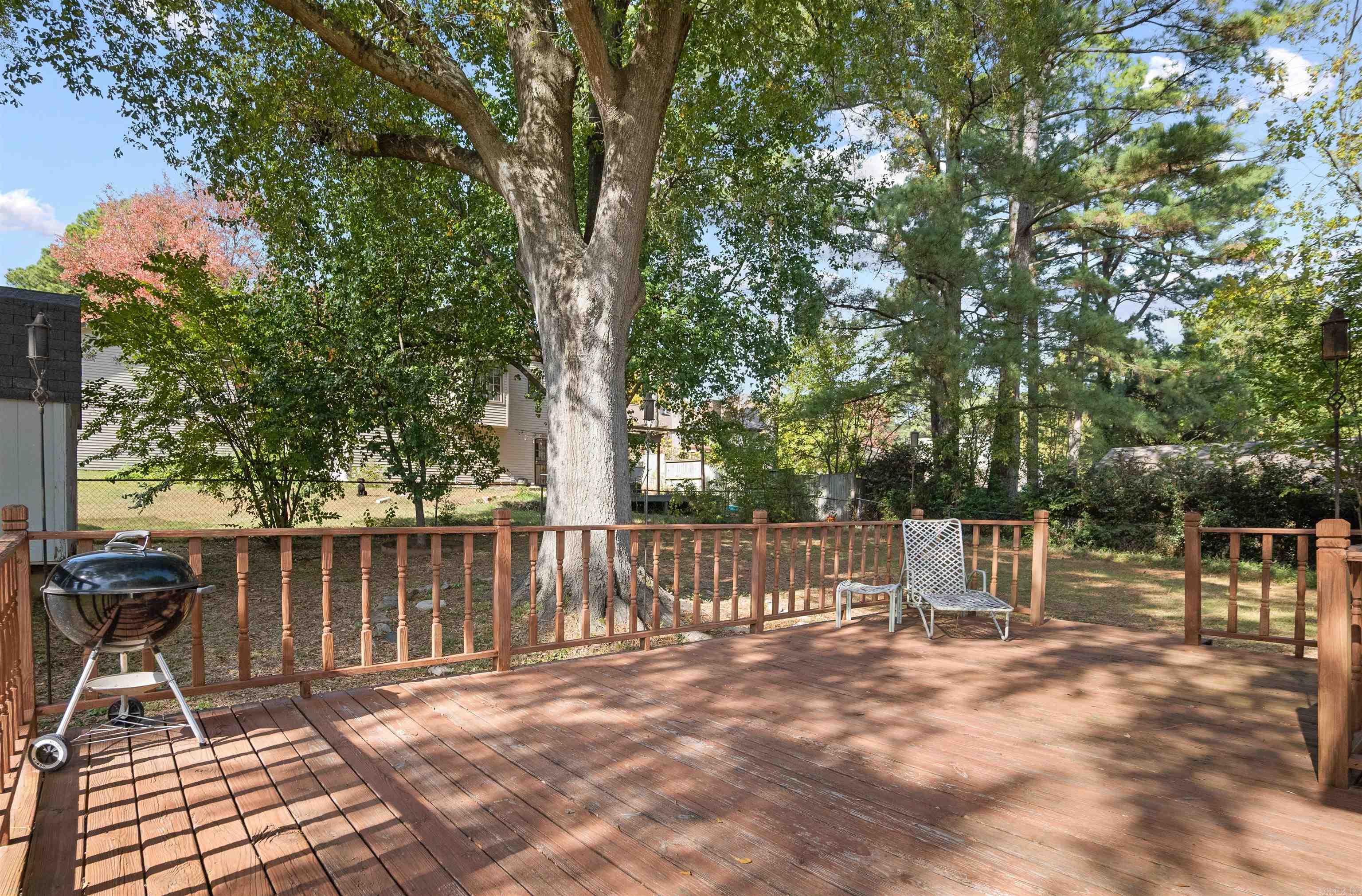 INDIAN HILLS - Residential