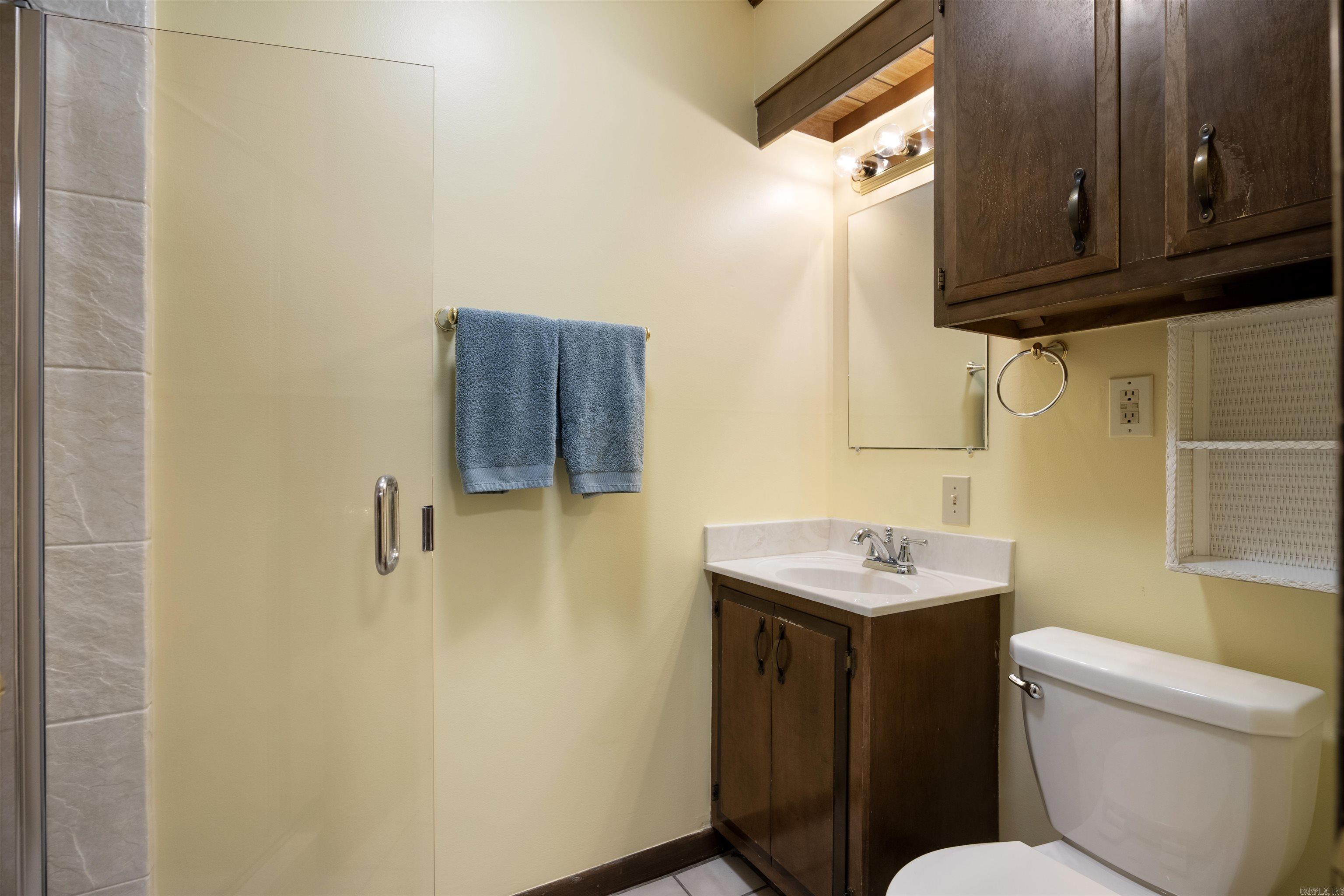 INDIAN HILLS - Residential