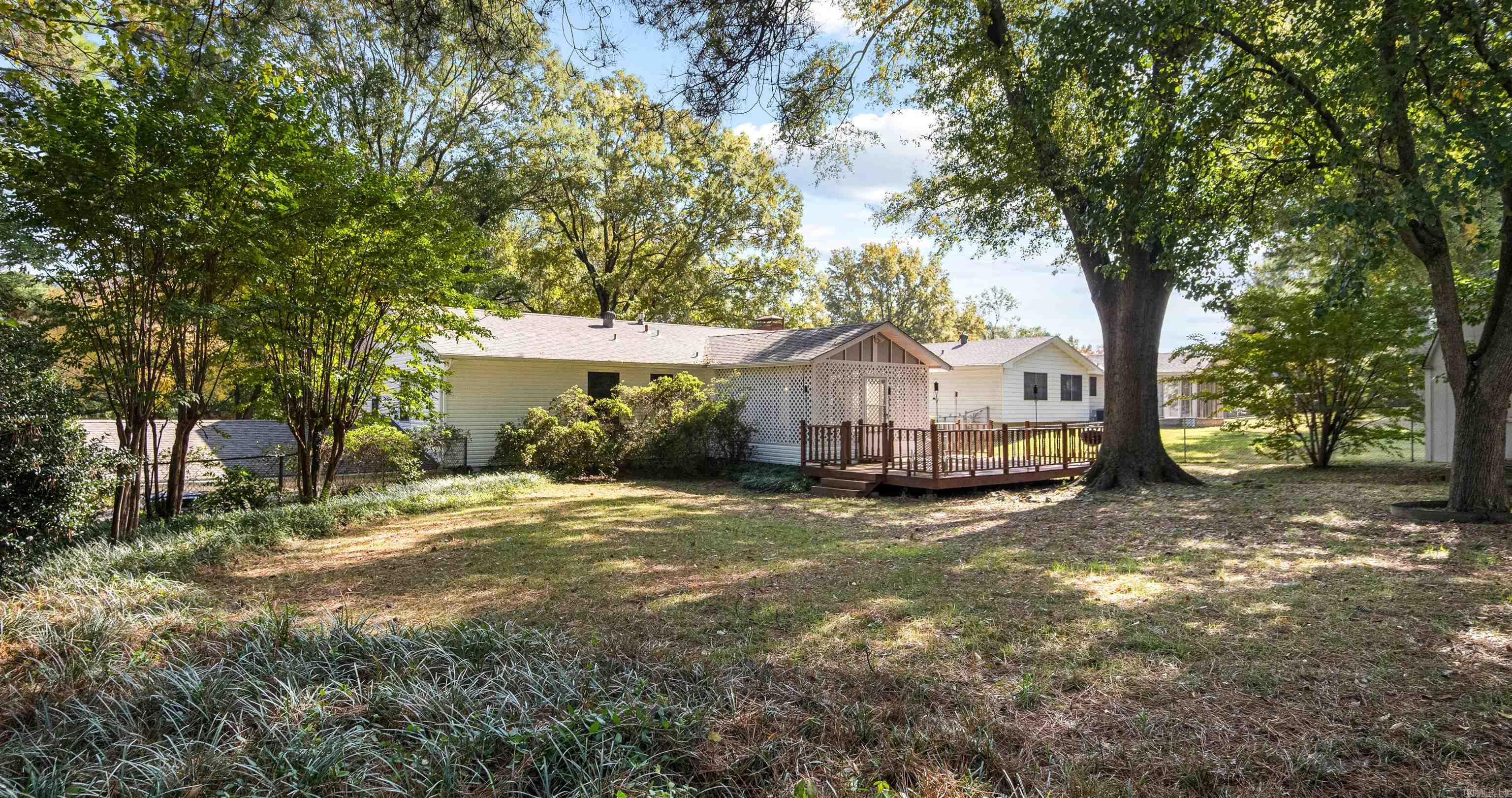 INDIAN HILLS - Residential