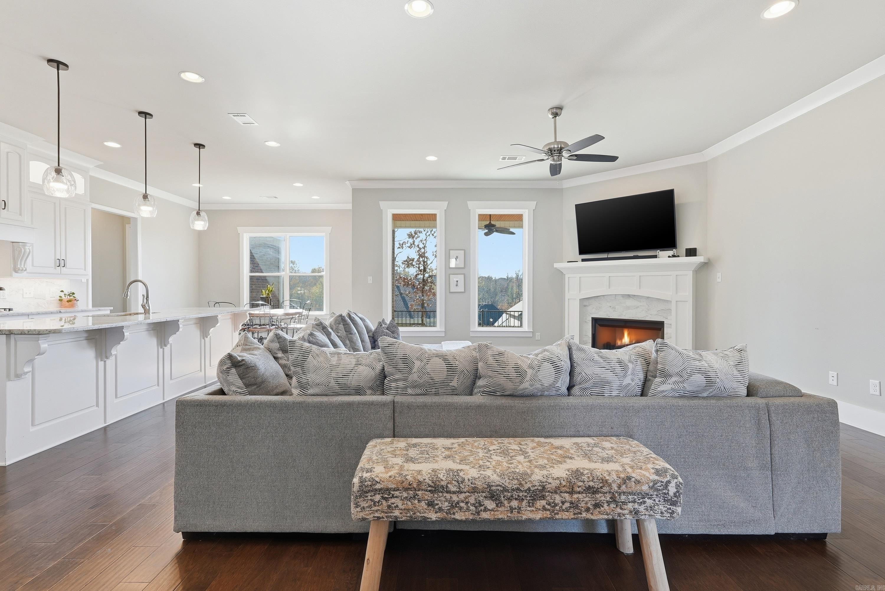 CREEKSIDE ADDN - Residential