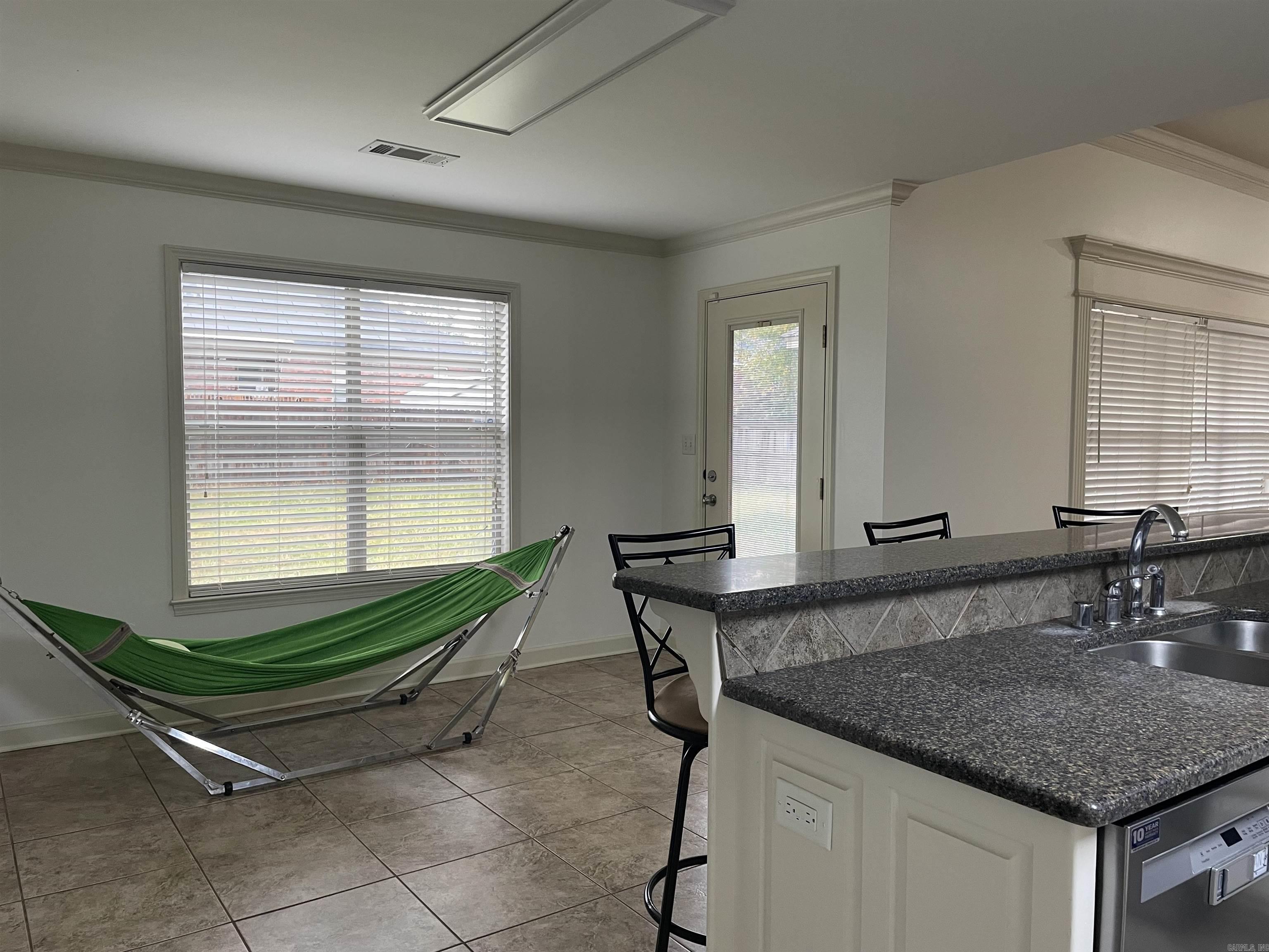 BASE MEADOWS ADDN - Residential