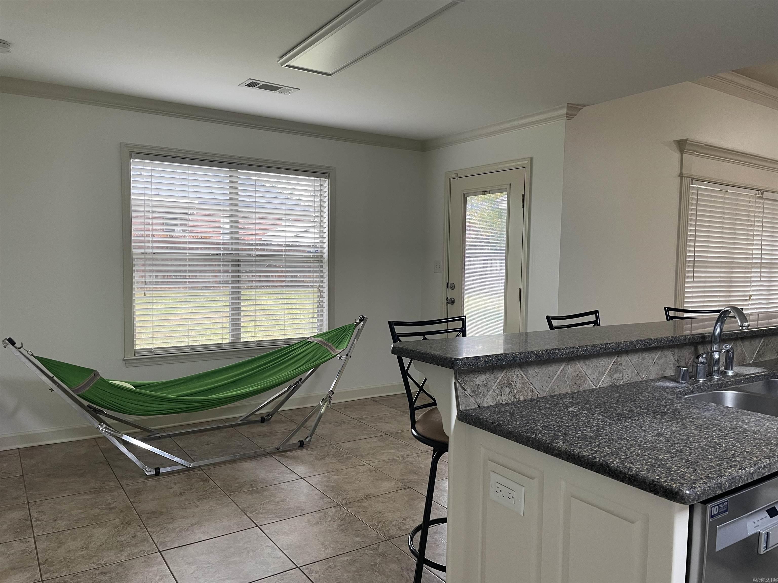 BASE MEADOWS ADDN - Residential