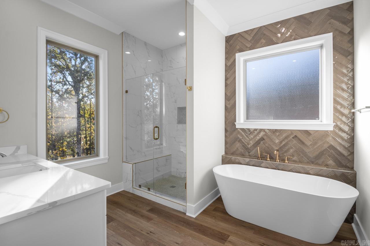 MILLERS GLENN - Residential