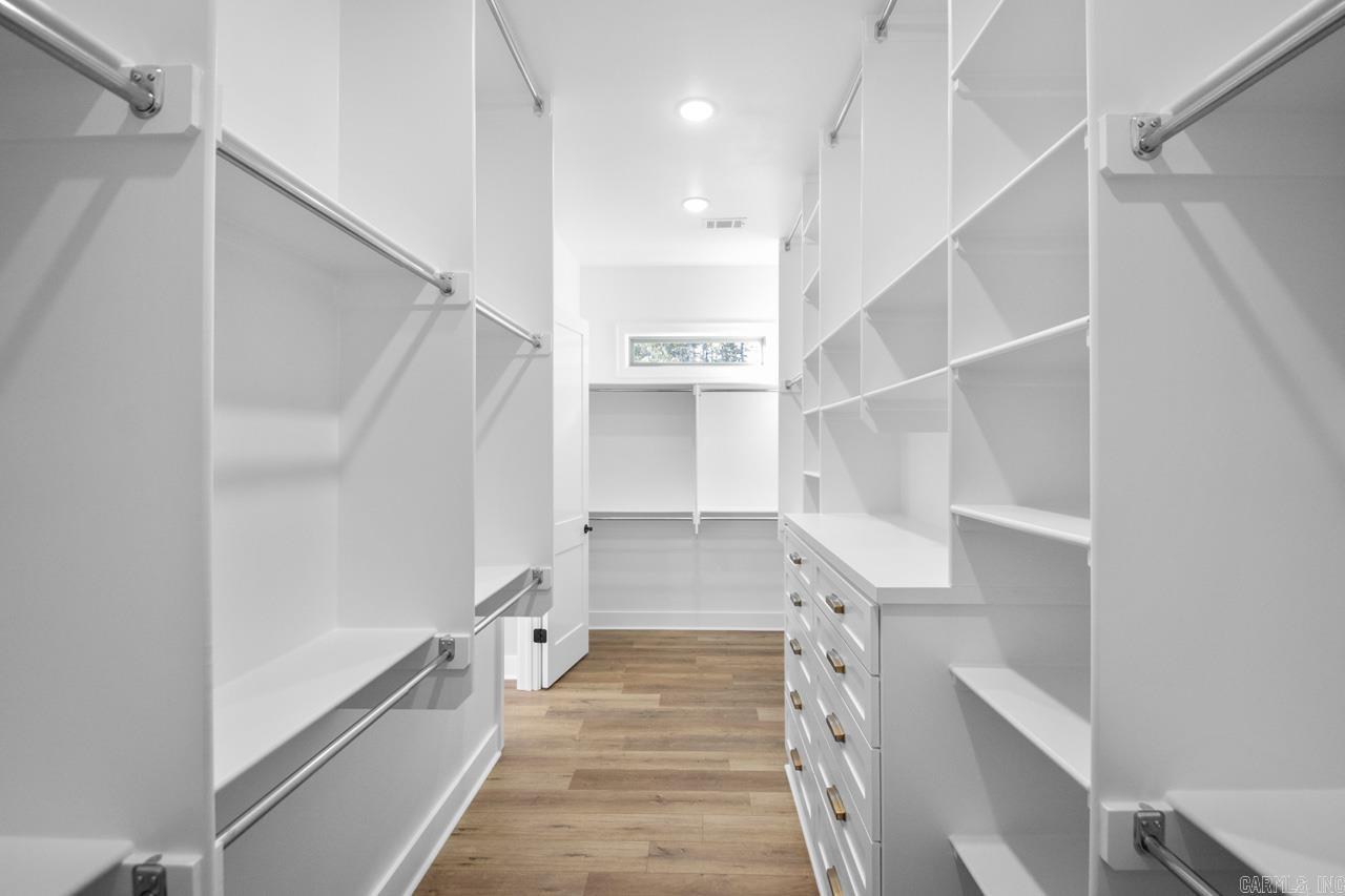 MILLERS GLENN - Residential