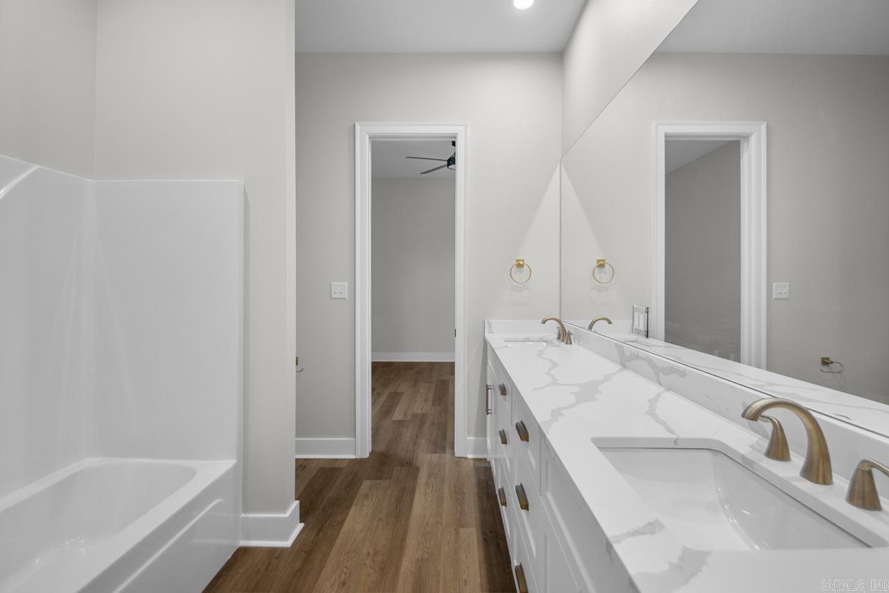 MILLERS GLENN - Residential