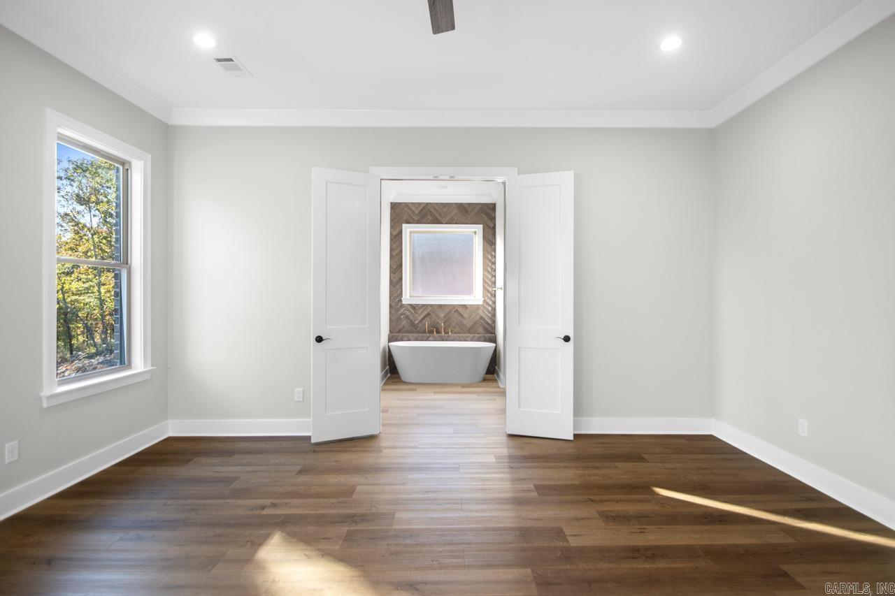 MILLERS GLENN - Residential