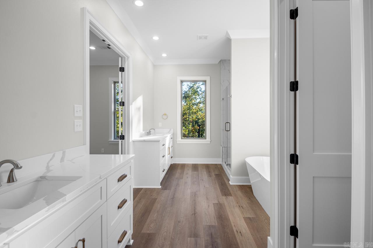 MILLERS GLENN - Residential