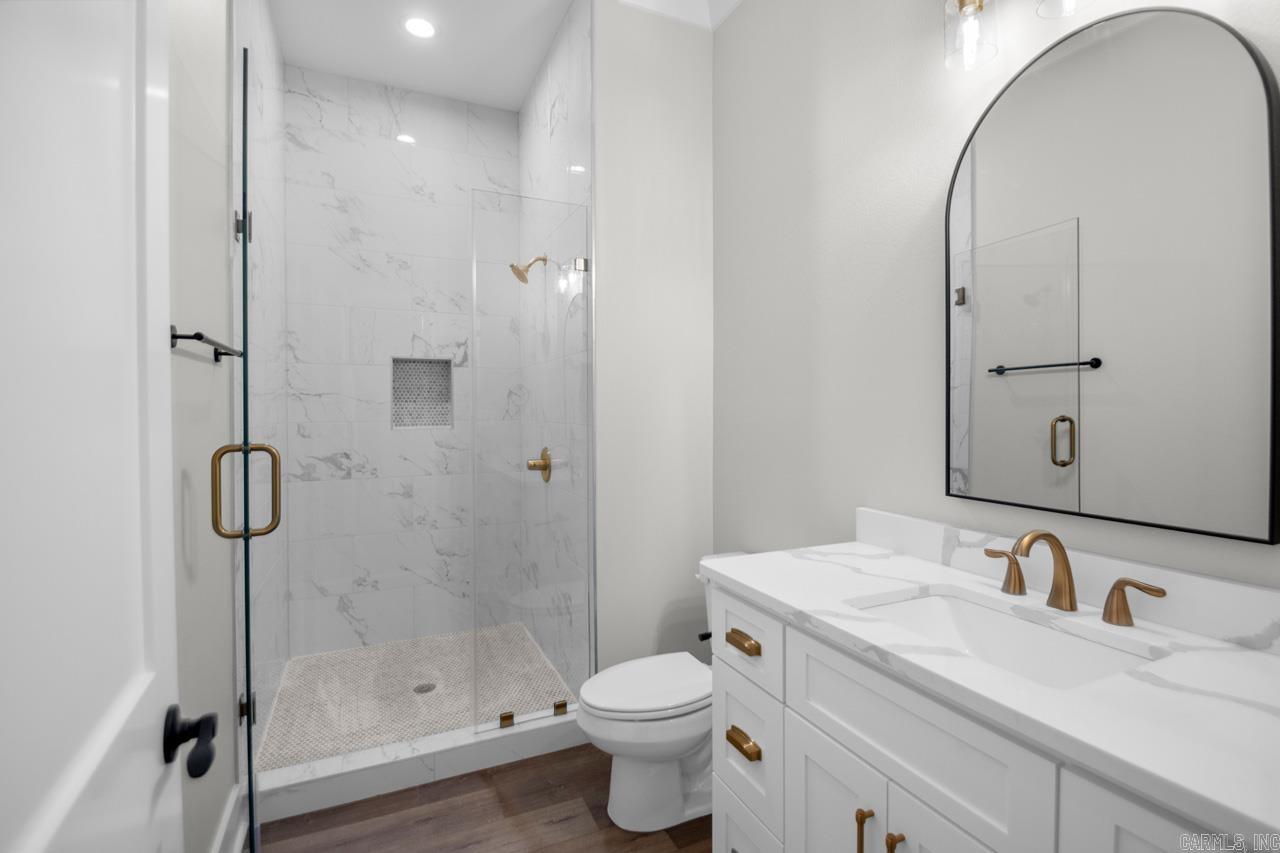 MILLERS GLENN - Residential