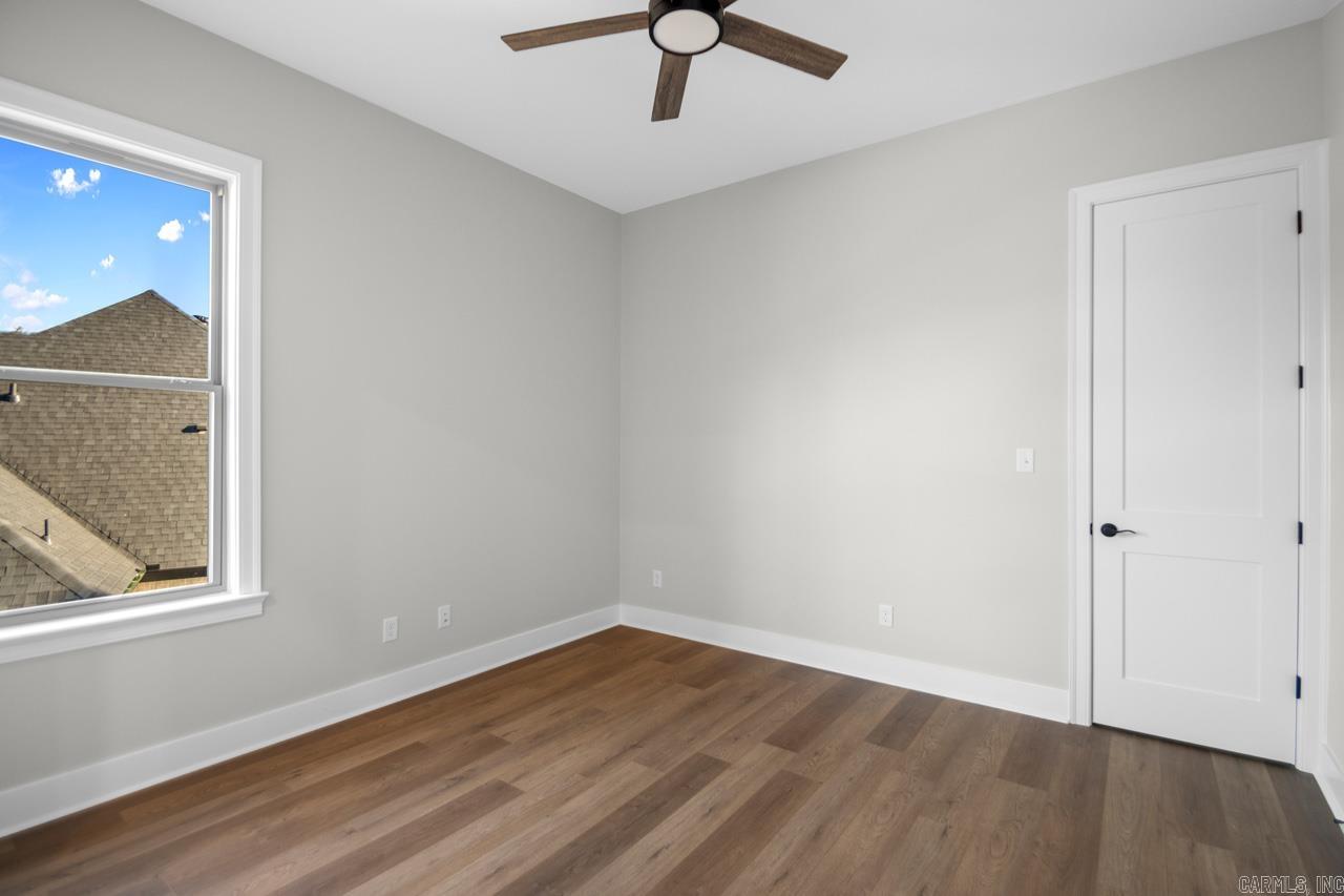 MILLERS GLENN - Residential