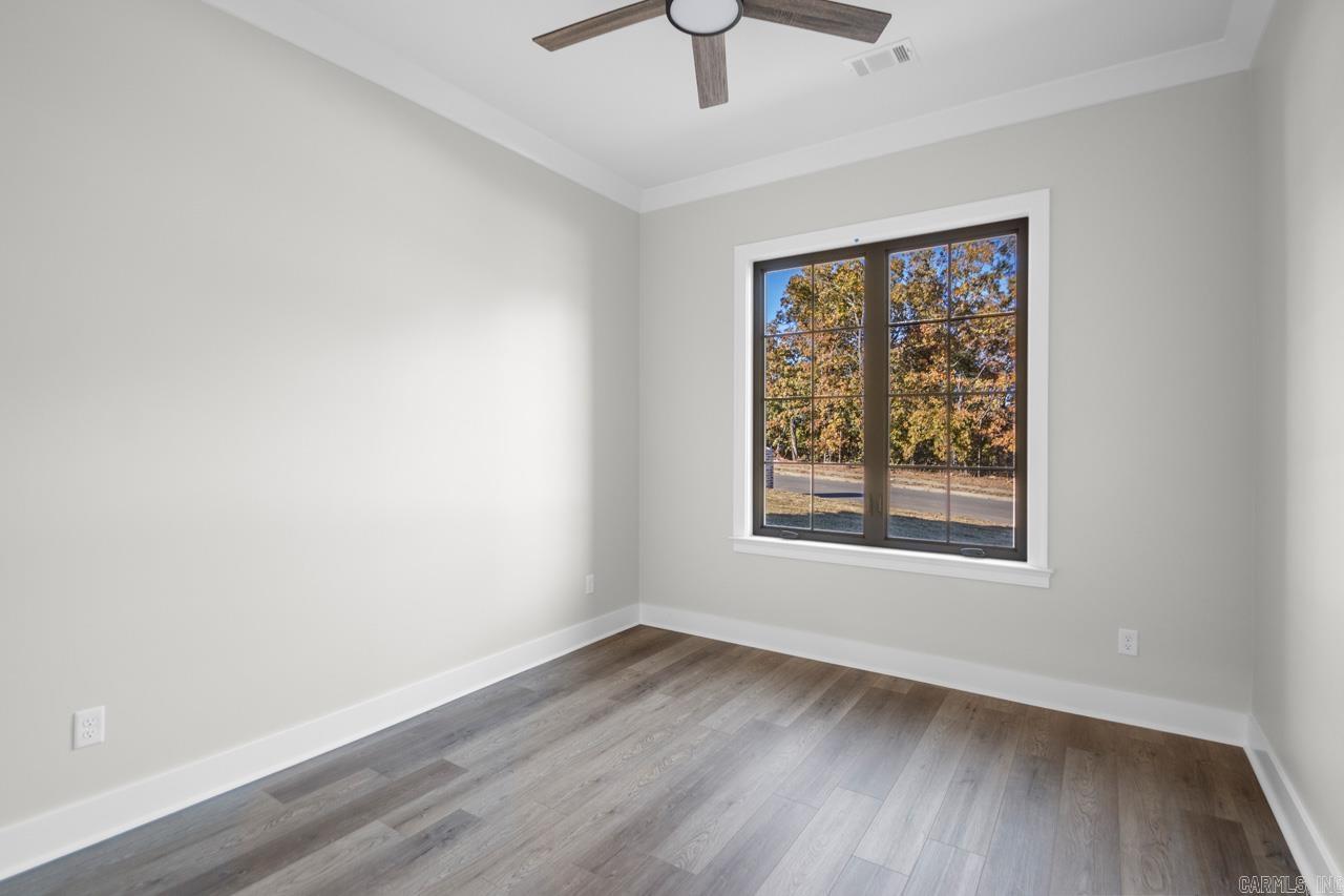 MILLERS GLENN - Residential