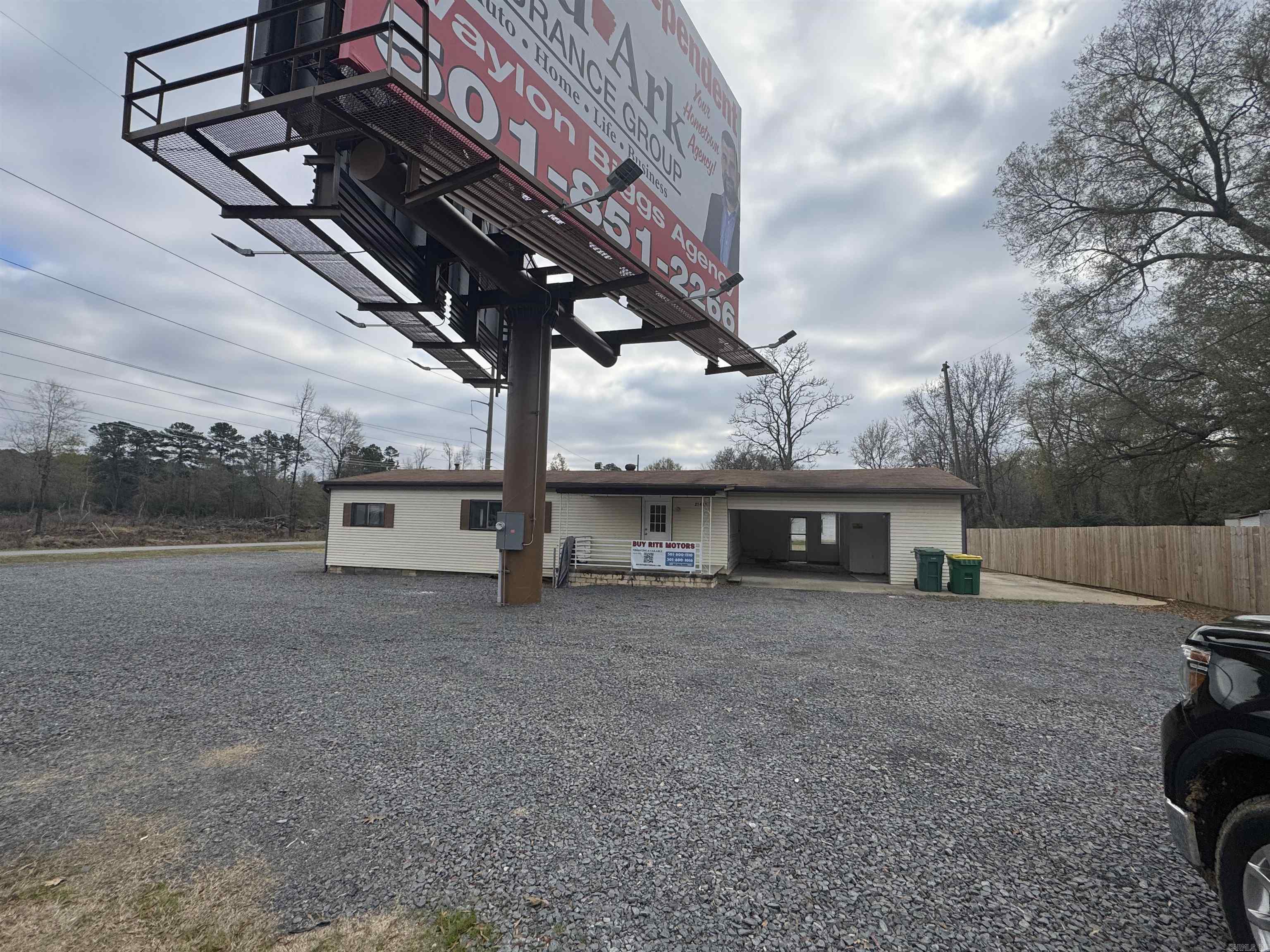 1-09-08 - Residential Lease