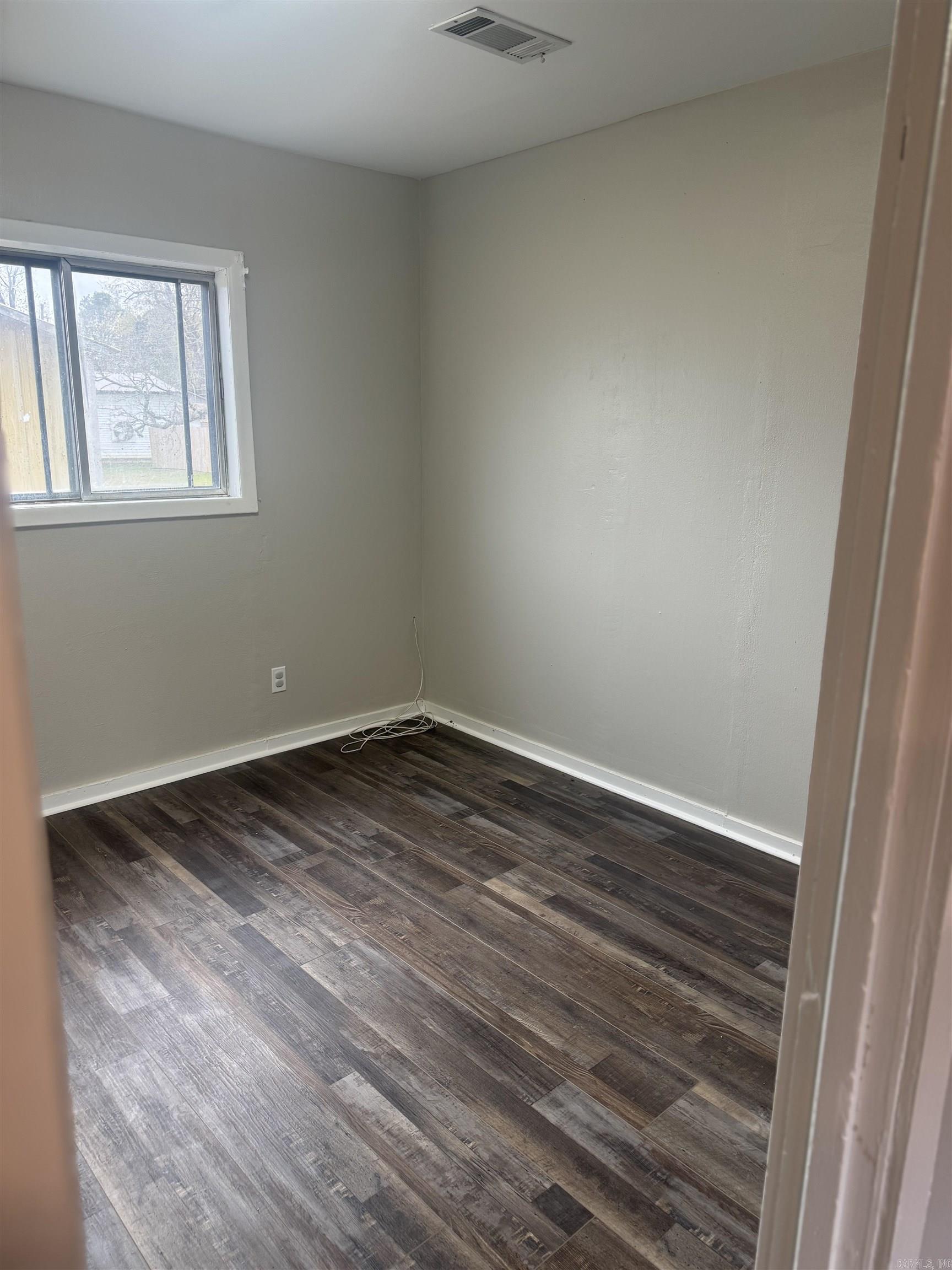 1-09-08 - Residential Lease