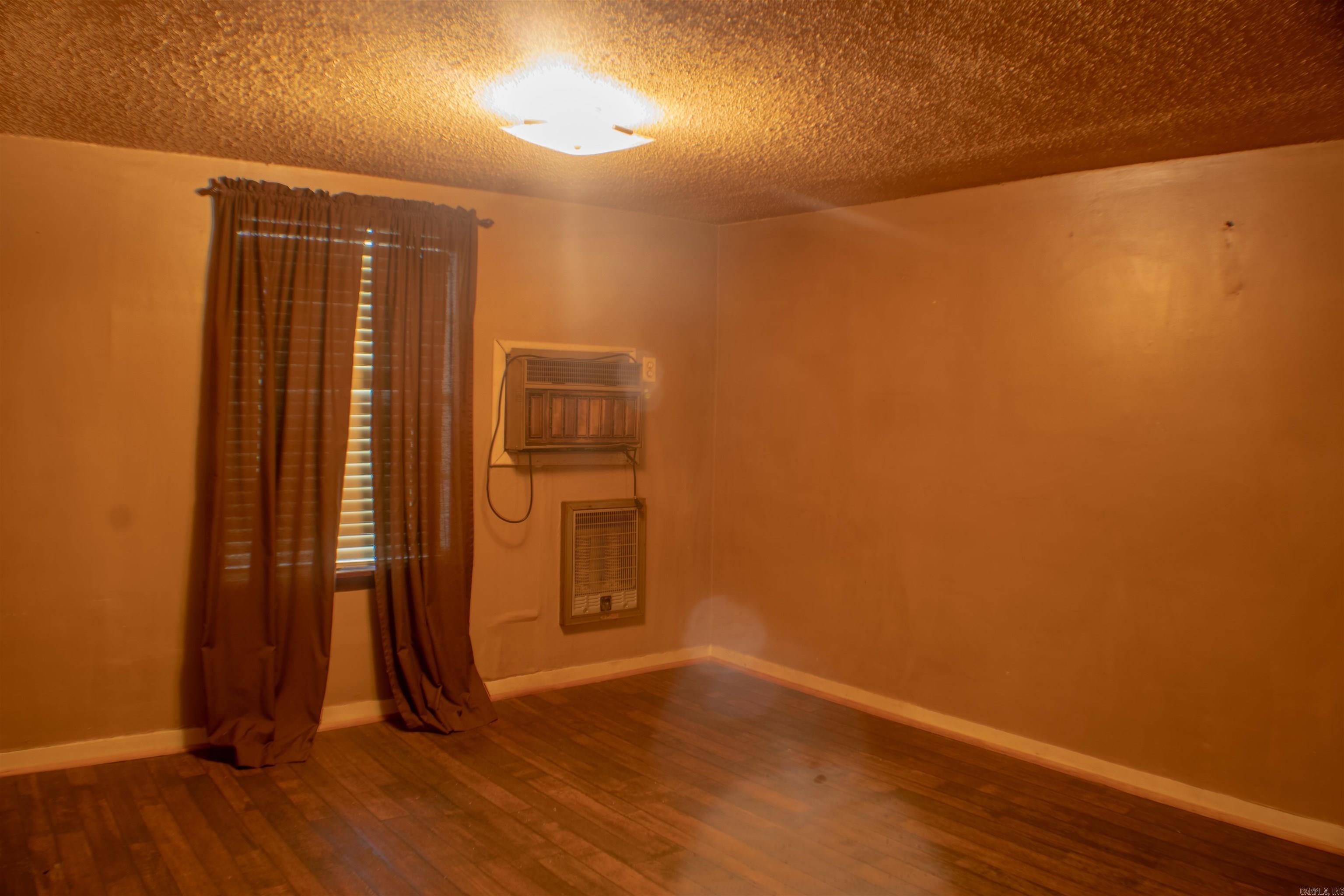 EZELLS - Residential