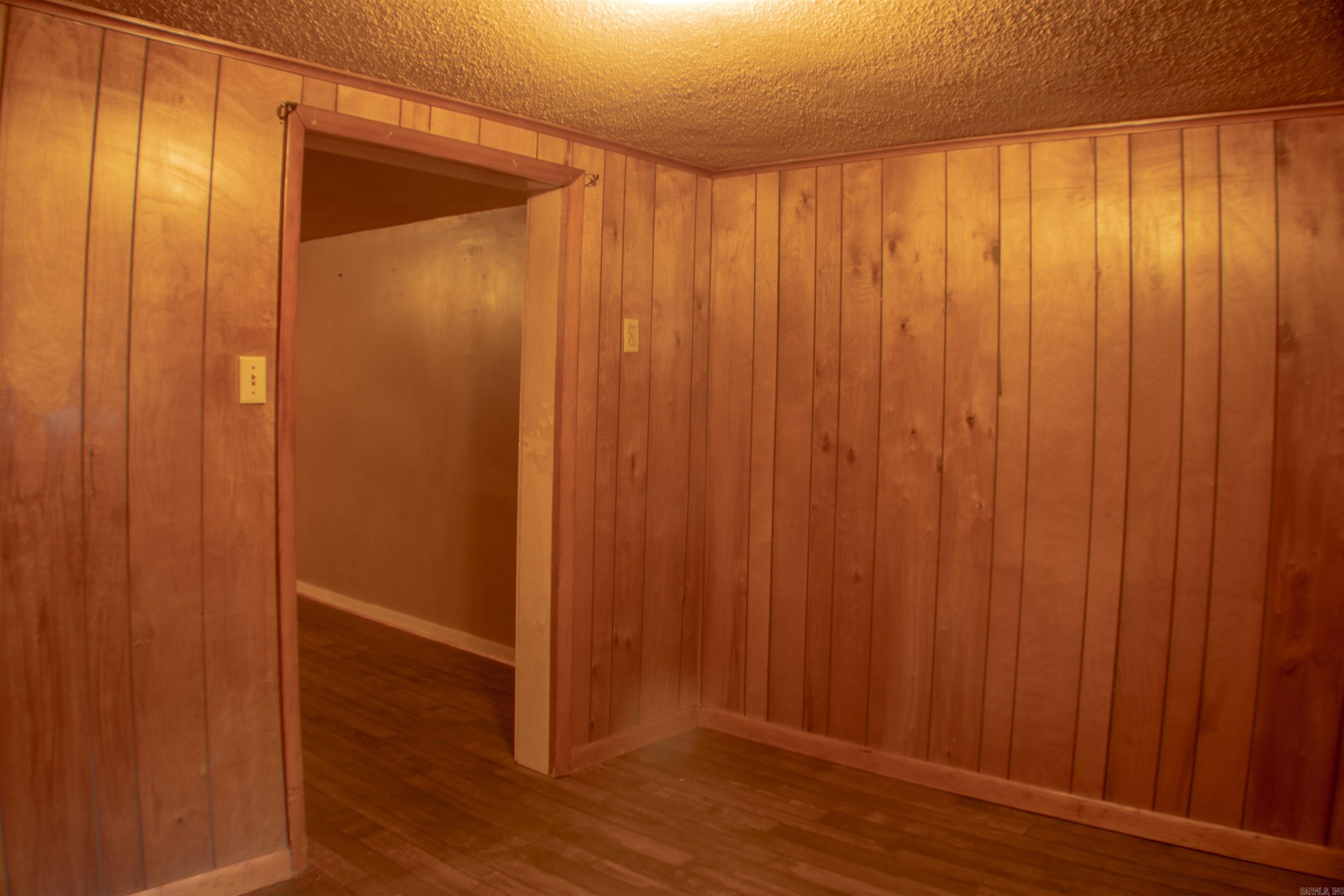 EZELLS - Residential