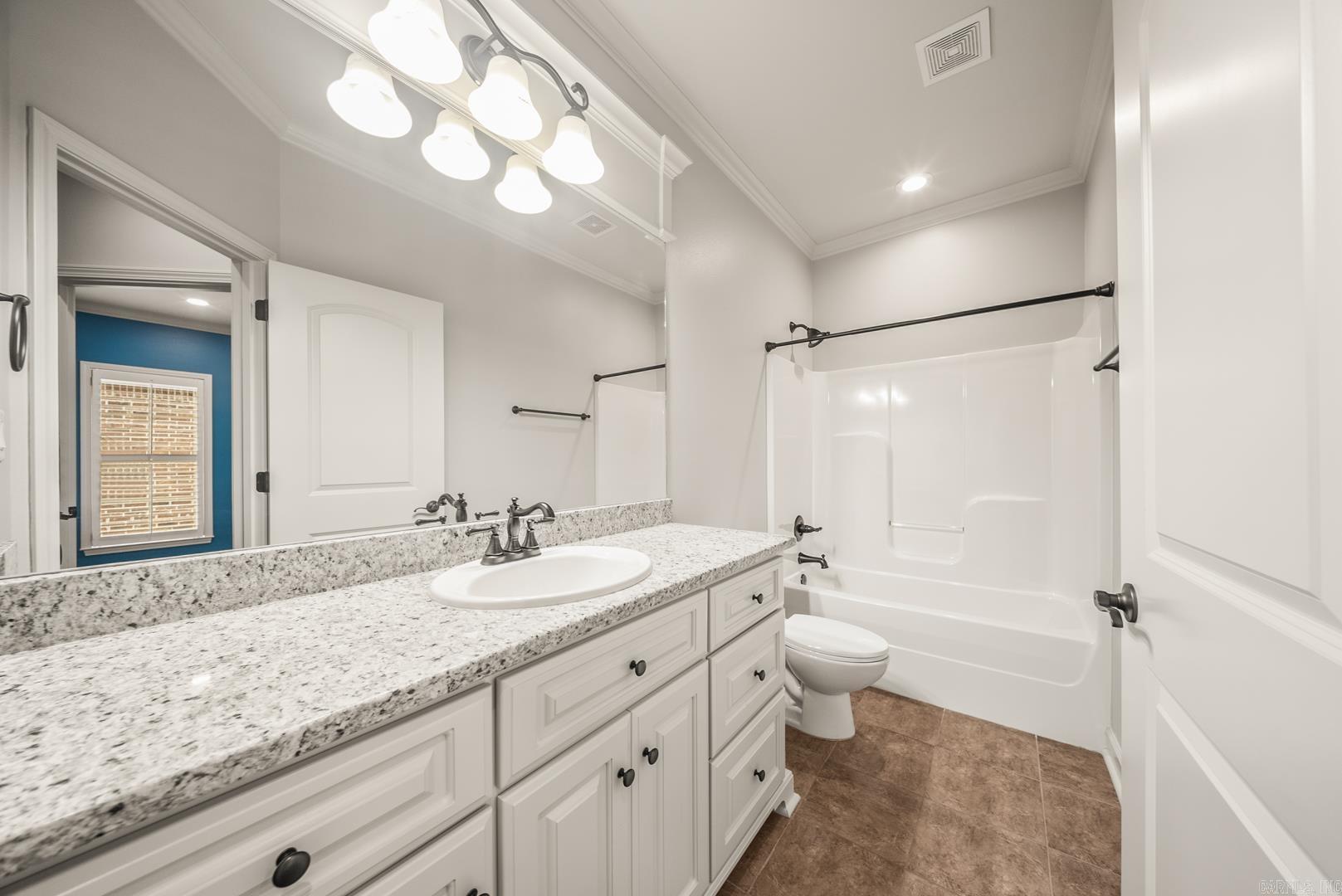 LONGLEAF COVE - Residential