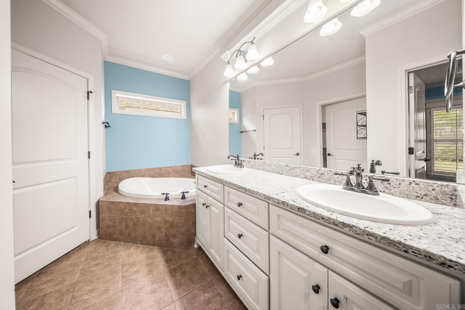 LONGLEAF COVE - Residential