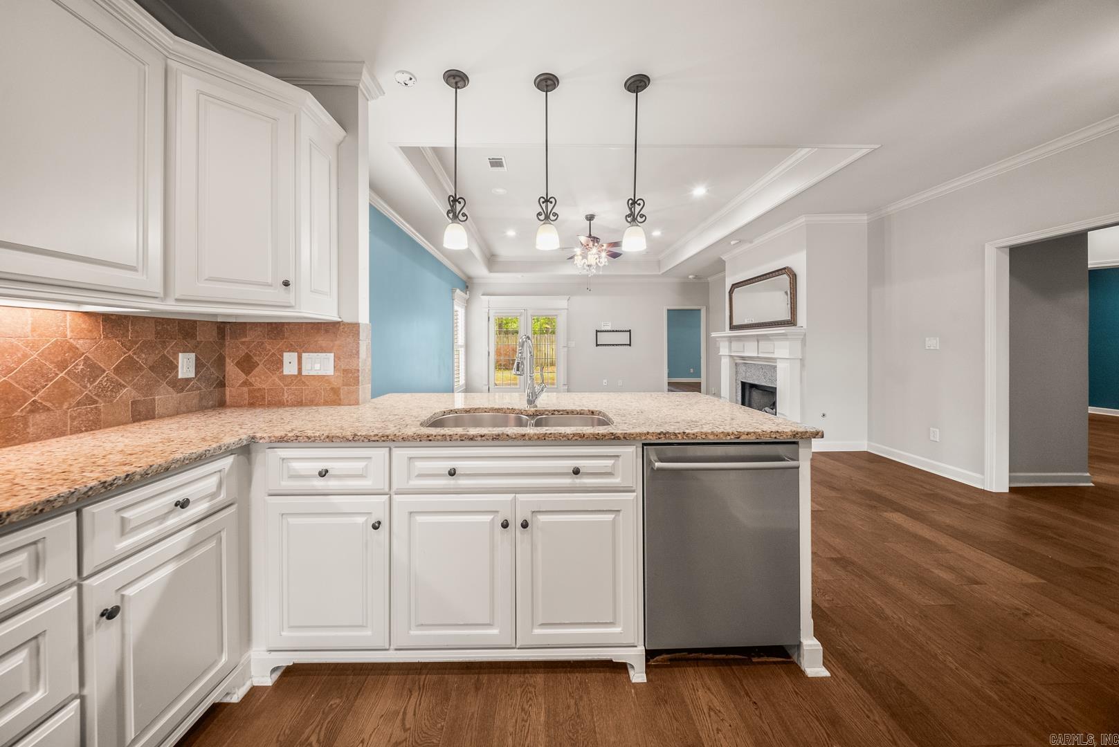 LONGLEAF COVE - Residential