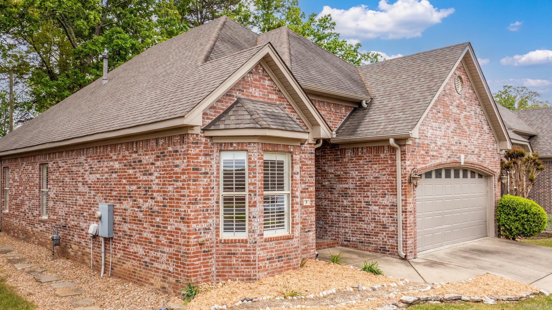 LONGLEAF COVE - Residential