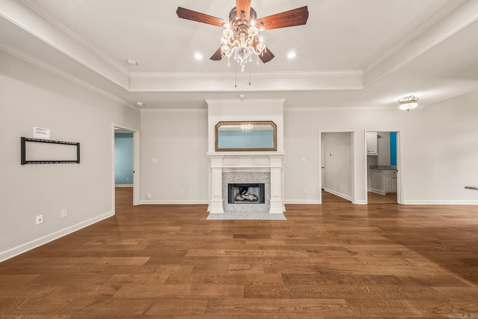 LONGLEAF COVE - Residential