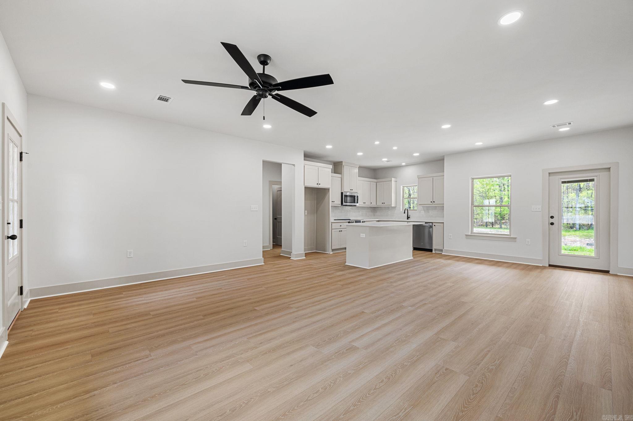 HEIGHTS - Residential