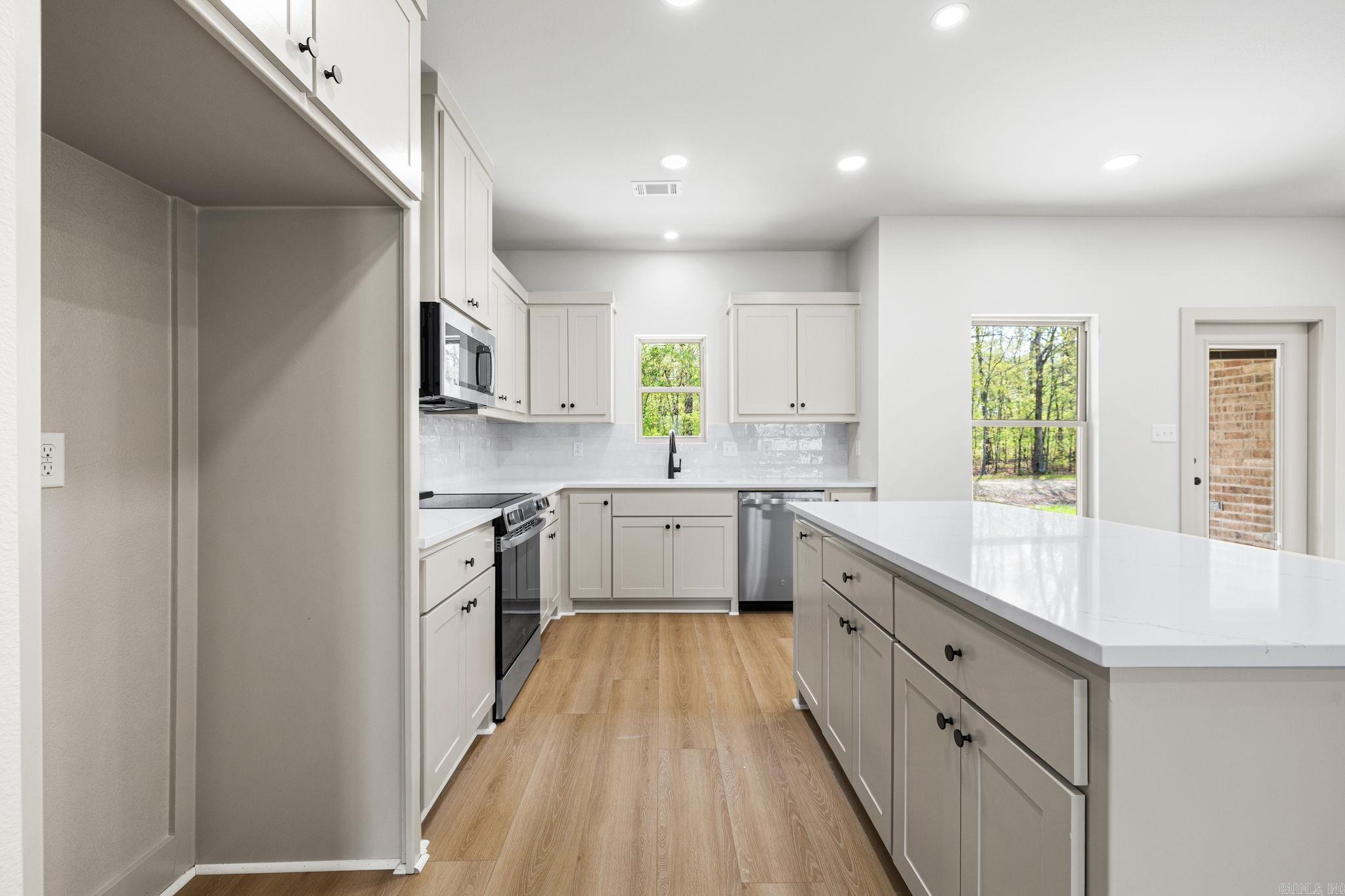 HEIGHTS - Residential