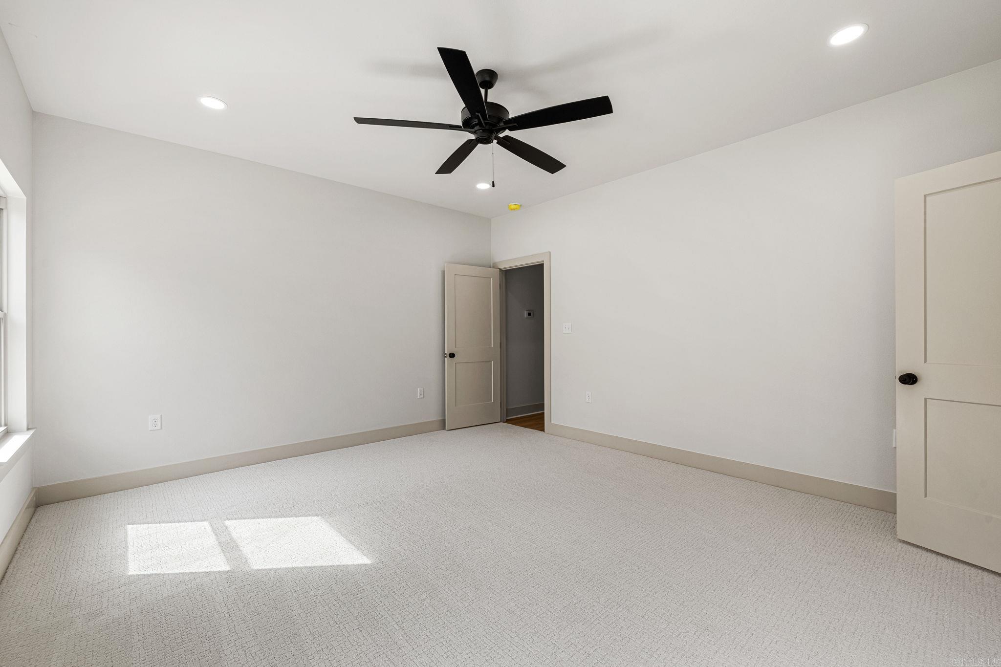 HEIGHTS - Residential