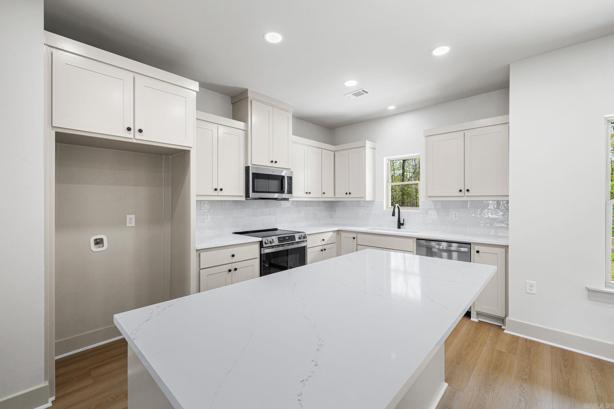 HEIGHTS - Residential