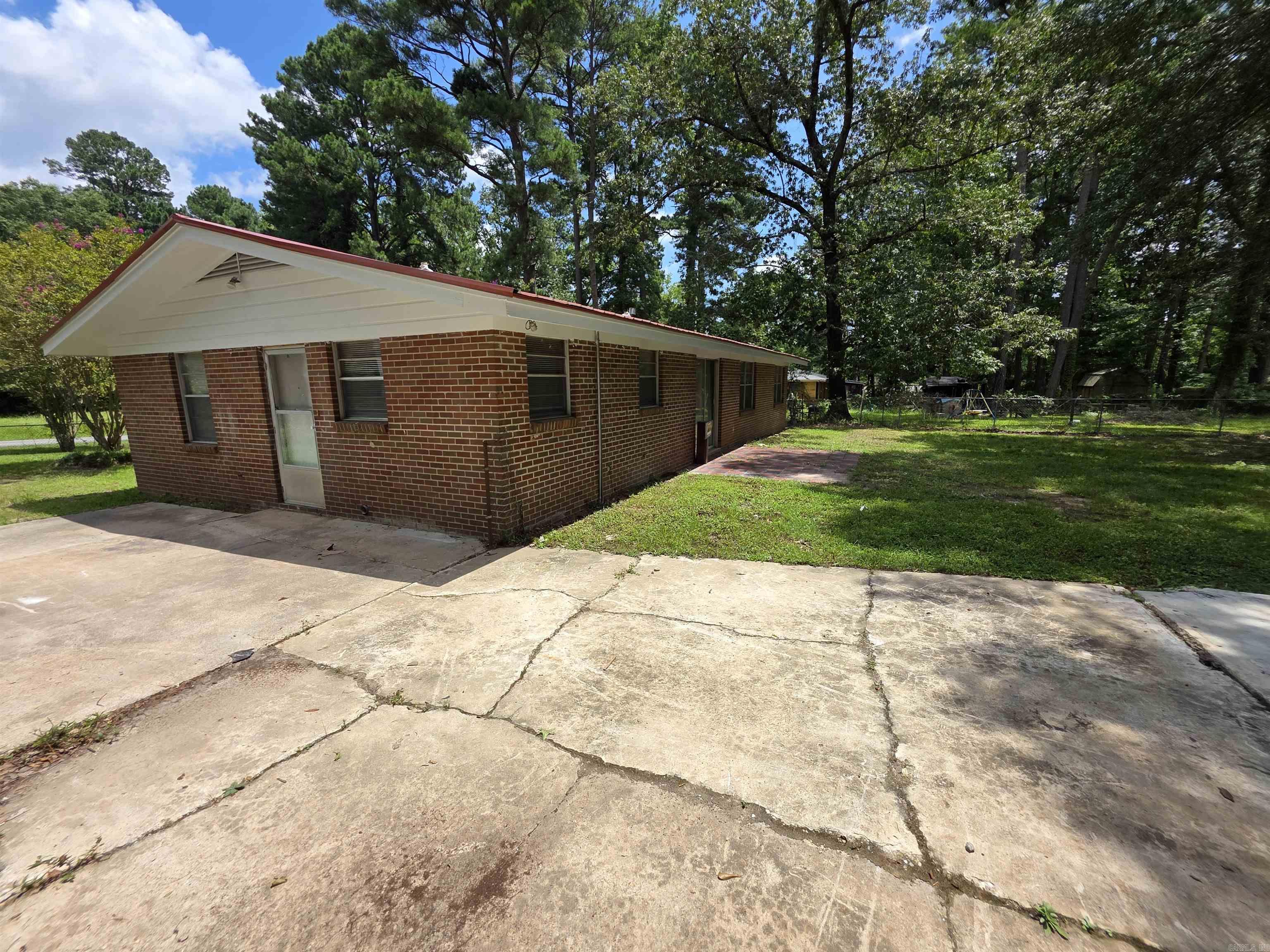 Metes & Bounds - Residential Lease