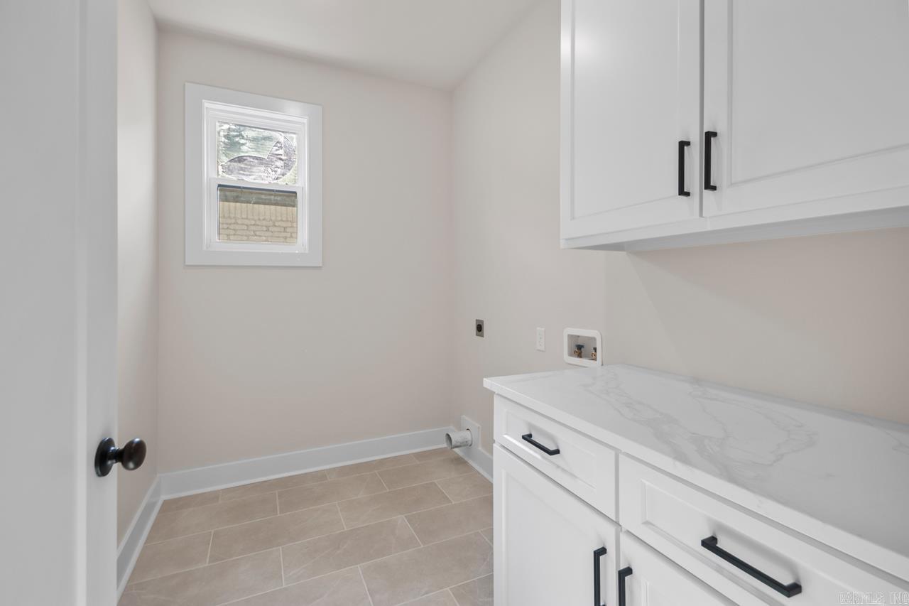 SPENCER CROSSING LLC - Residential