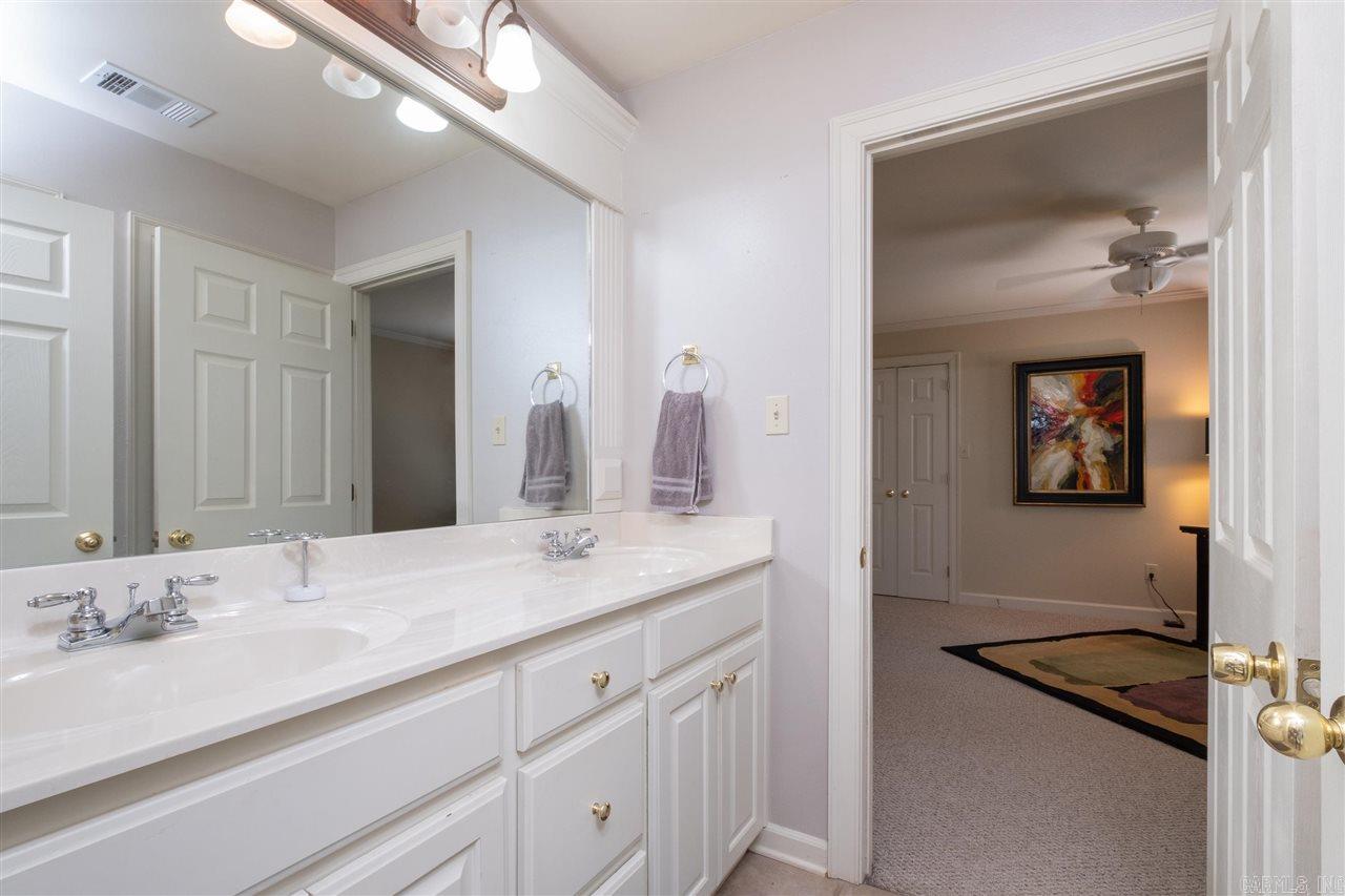 CHENAL VALLEY MARGEUAX - Residential