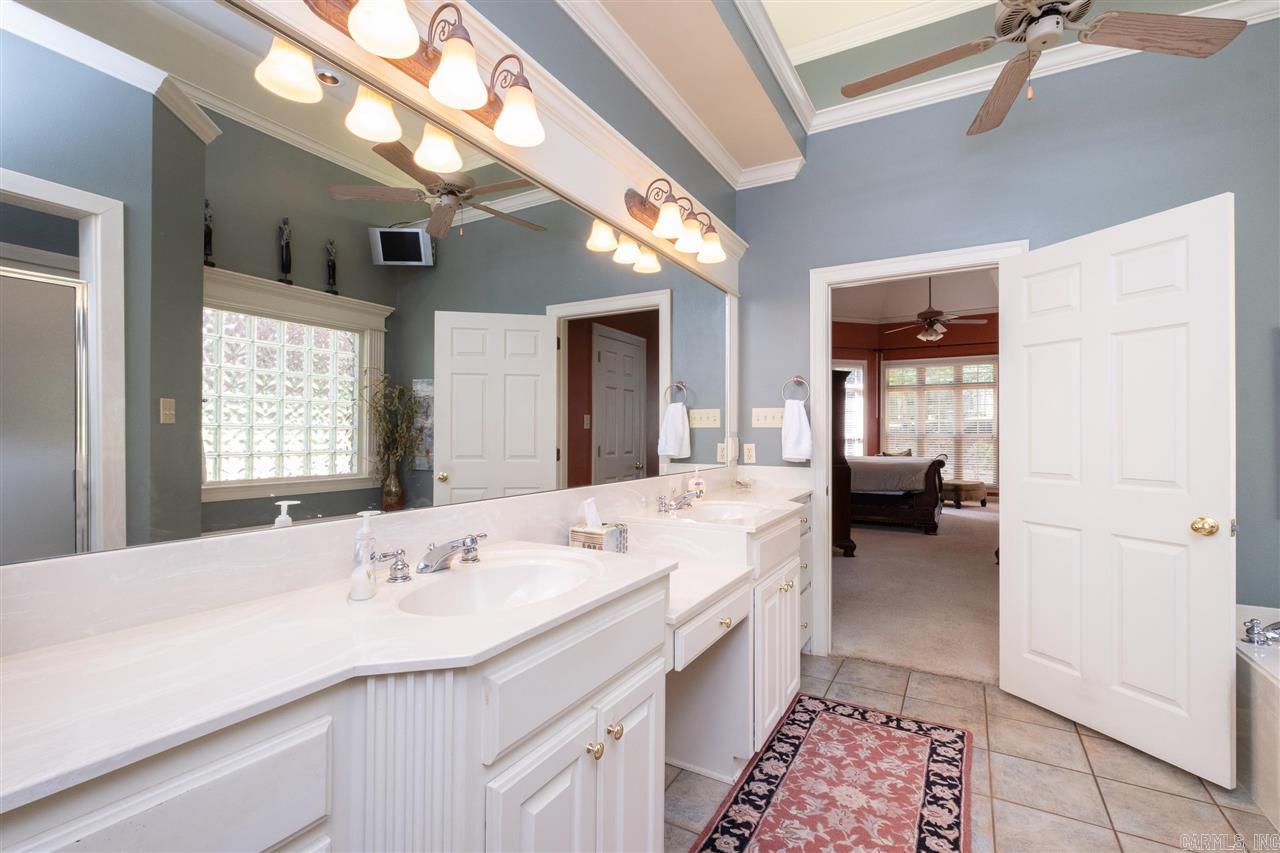 CHENAL VALLEY MARGEUAX - Residential